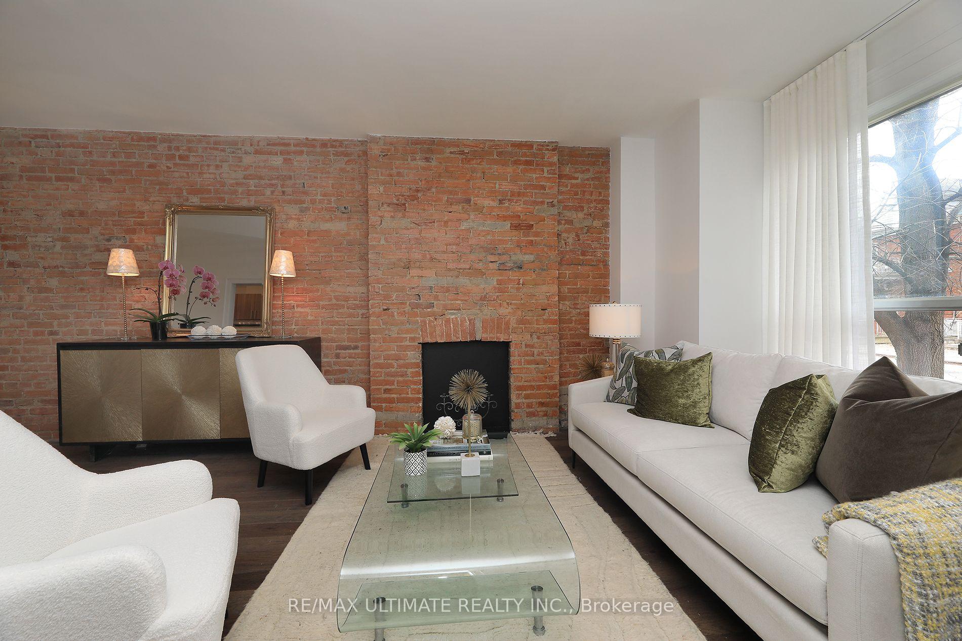 Photo 6 of 161 Concord Avenue, Toronto, Palmerston-Little Italy — HOMEH