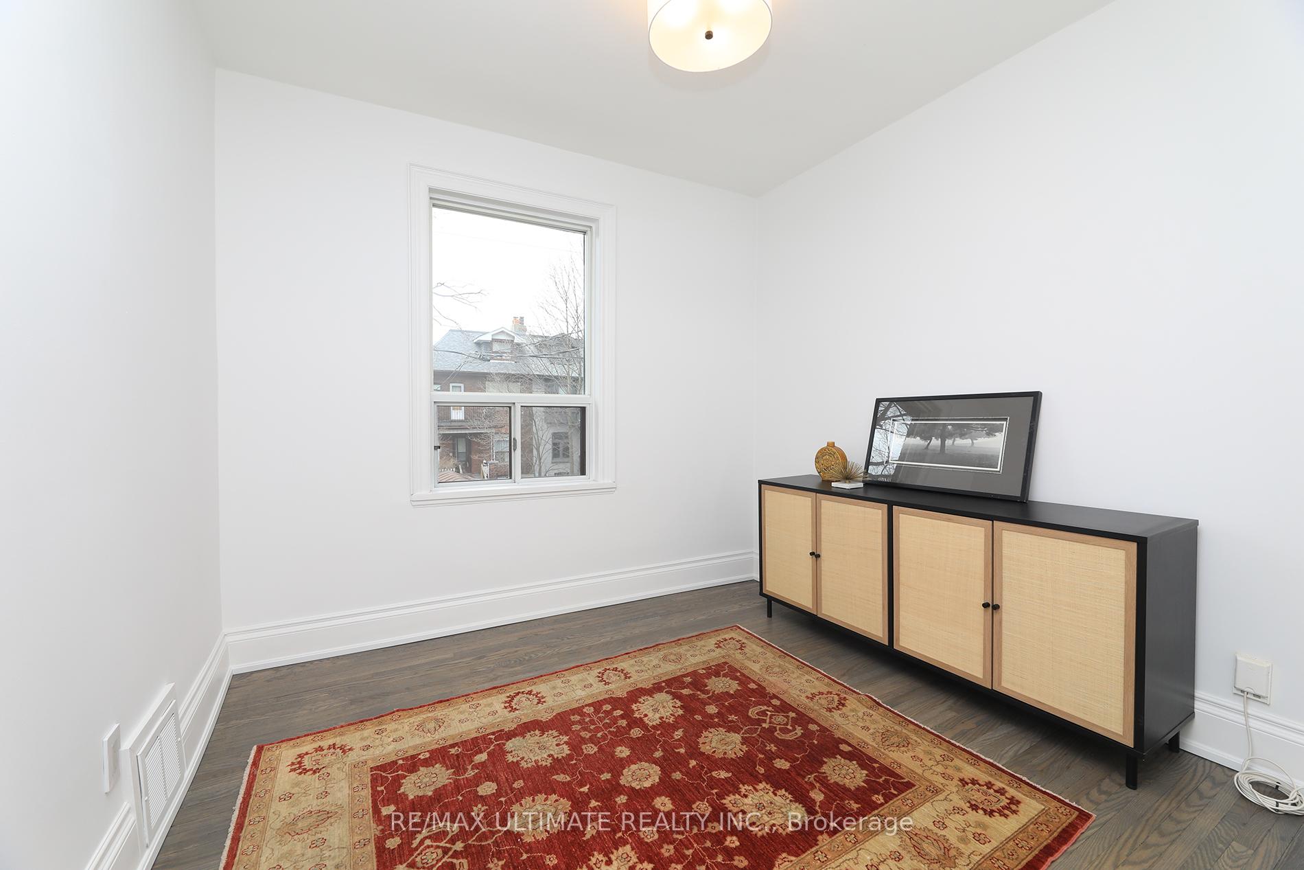 Photo 13 of 161 Concord Avenue, Toronto, Palmerston-Little Italy — HOMEH
