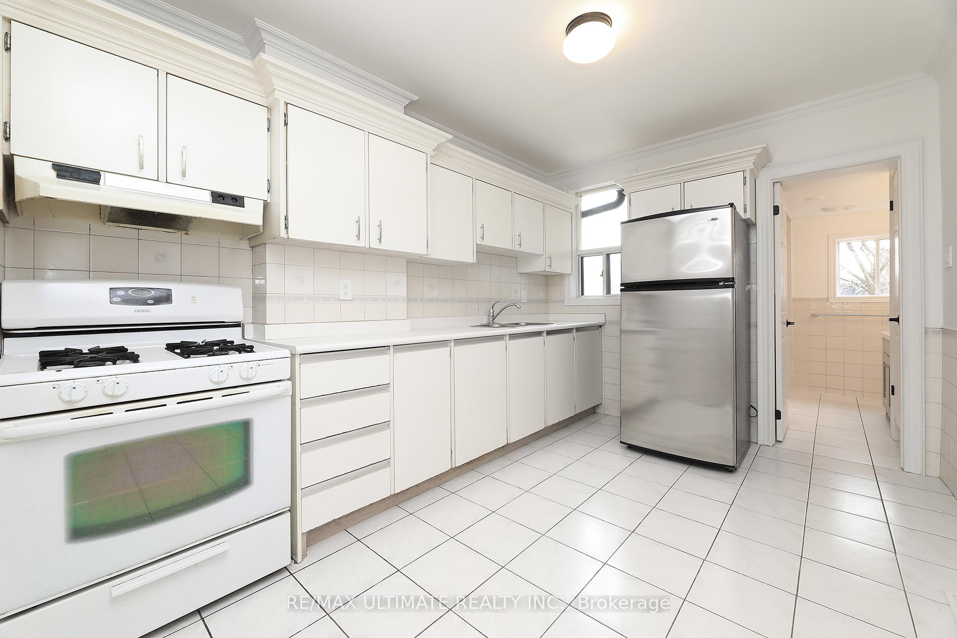 Photo 14 of 161 Concord Avenue, Toronto, Palmerston-Little Italy — HOMEH