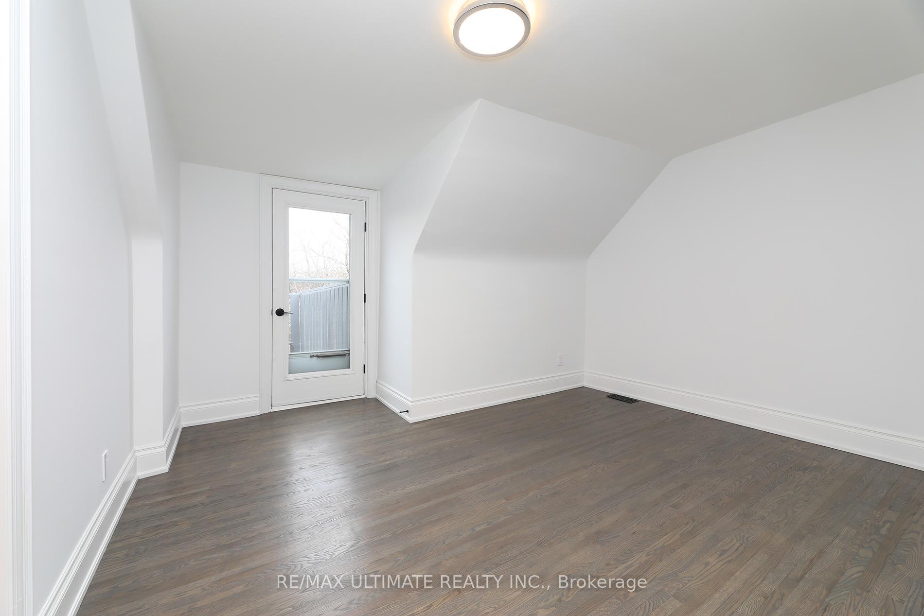 Photo 21 of 161 Concord Avenue, Toronto, Palmerston-Little Italy — HOMEH