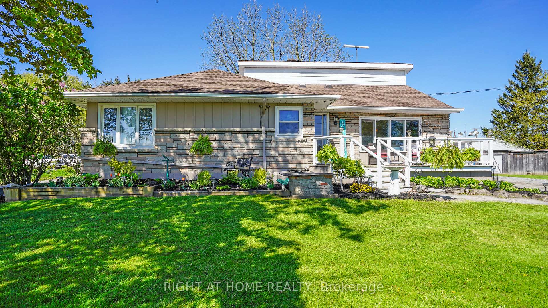 Photo 1 of 1407 Kottmeier Road, Thorold, Hurricane/Merrittville — HOMEH