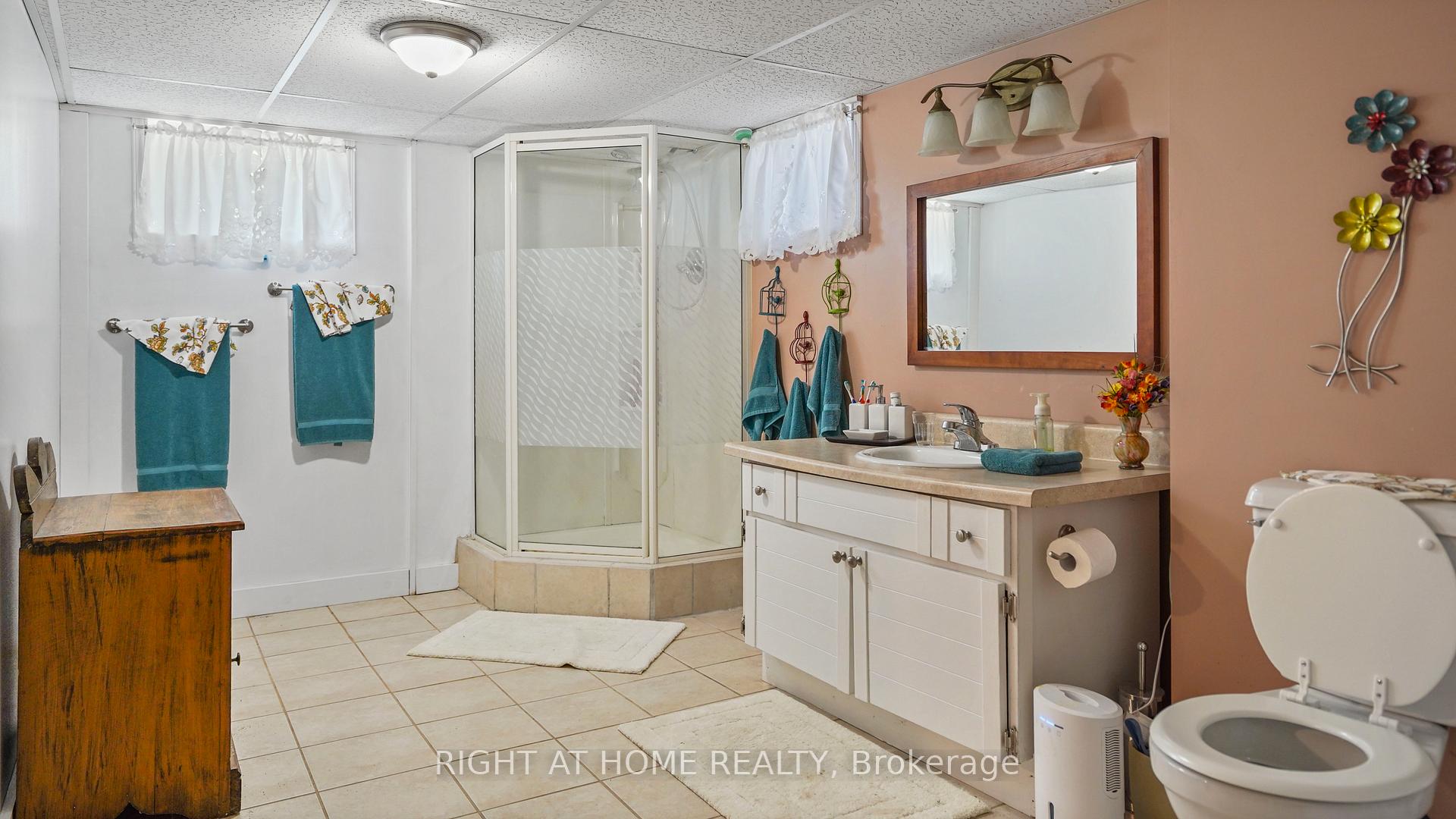 Photo 25 of 1407 Kottmeier Road, Thorold, Hurricane/Merrittville — HOMEH
