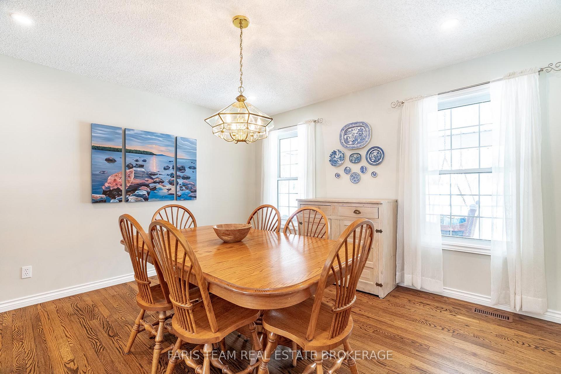 Photo 10 of 64 Goldfinch Crescent, Tiny, Rural Tiny — HOMEH