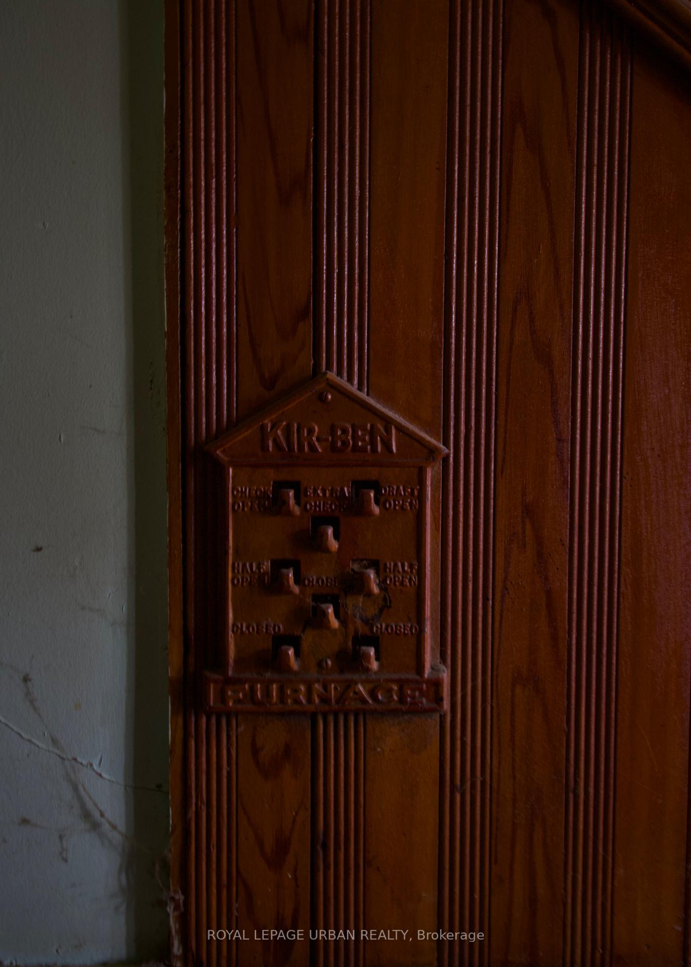 Photo 6 of 95 Crawford Street, Toronto, Niagara — HOMEH