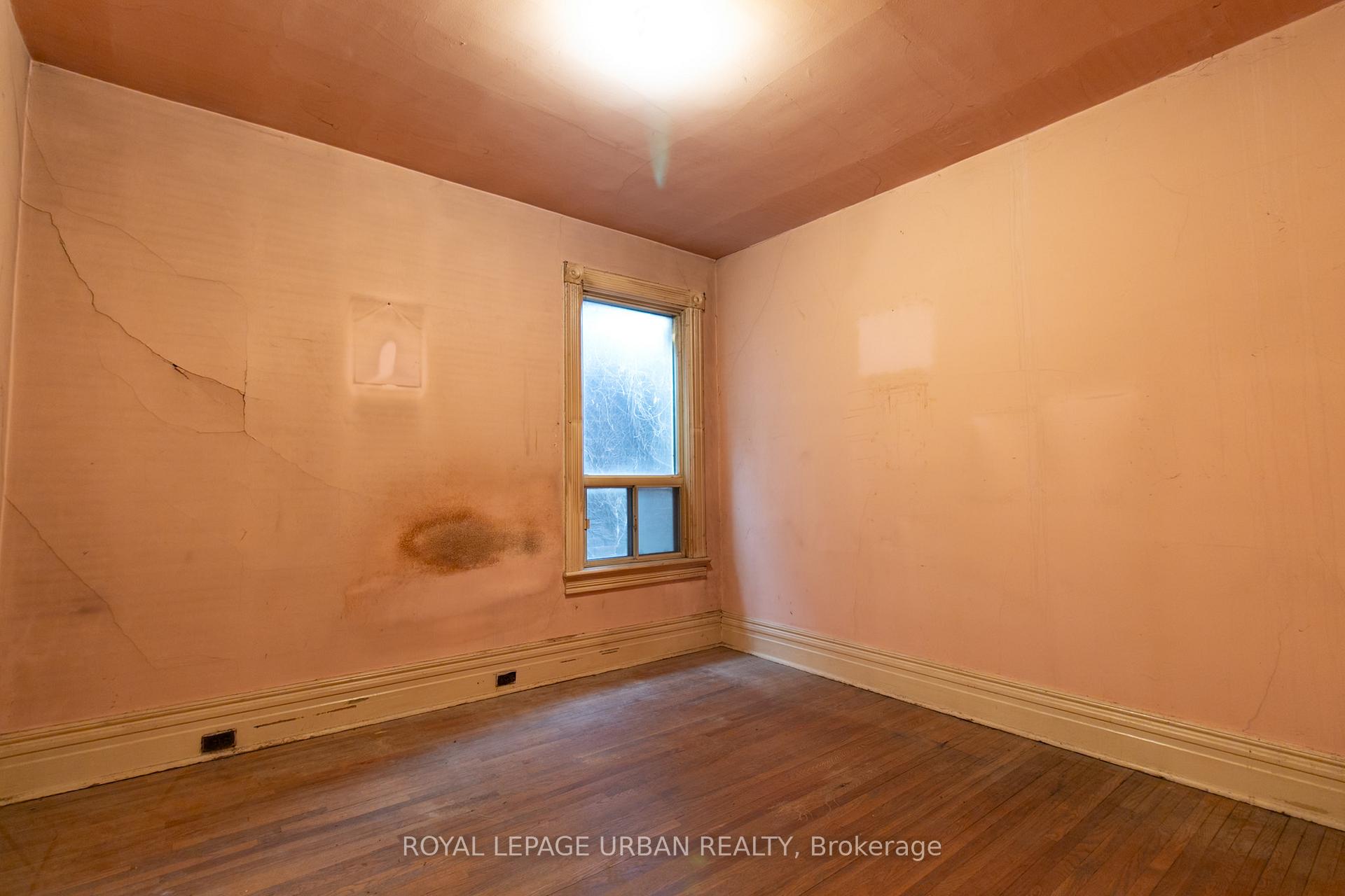 Photo 30 of 95 Crawford Street, Toronto, Niagara — HOMEH