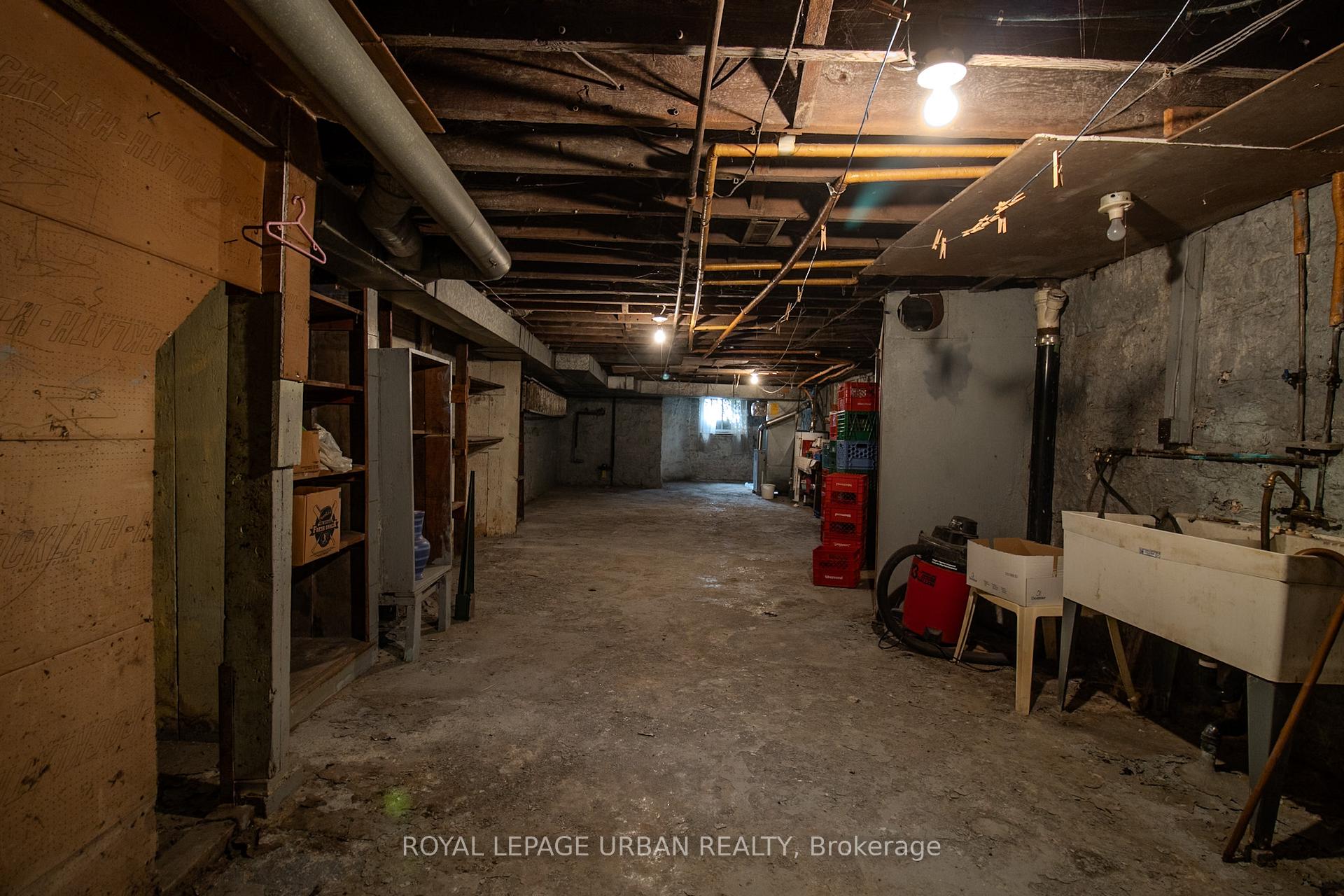 Photo 49 of 95 Crawford Street, Toronto, Niagara — HOMEH