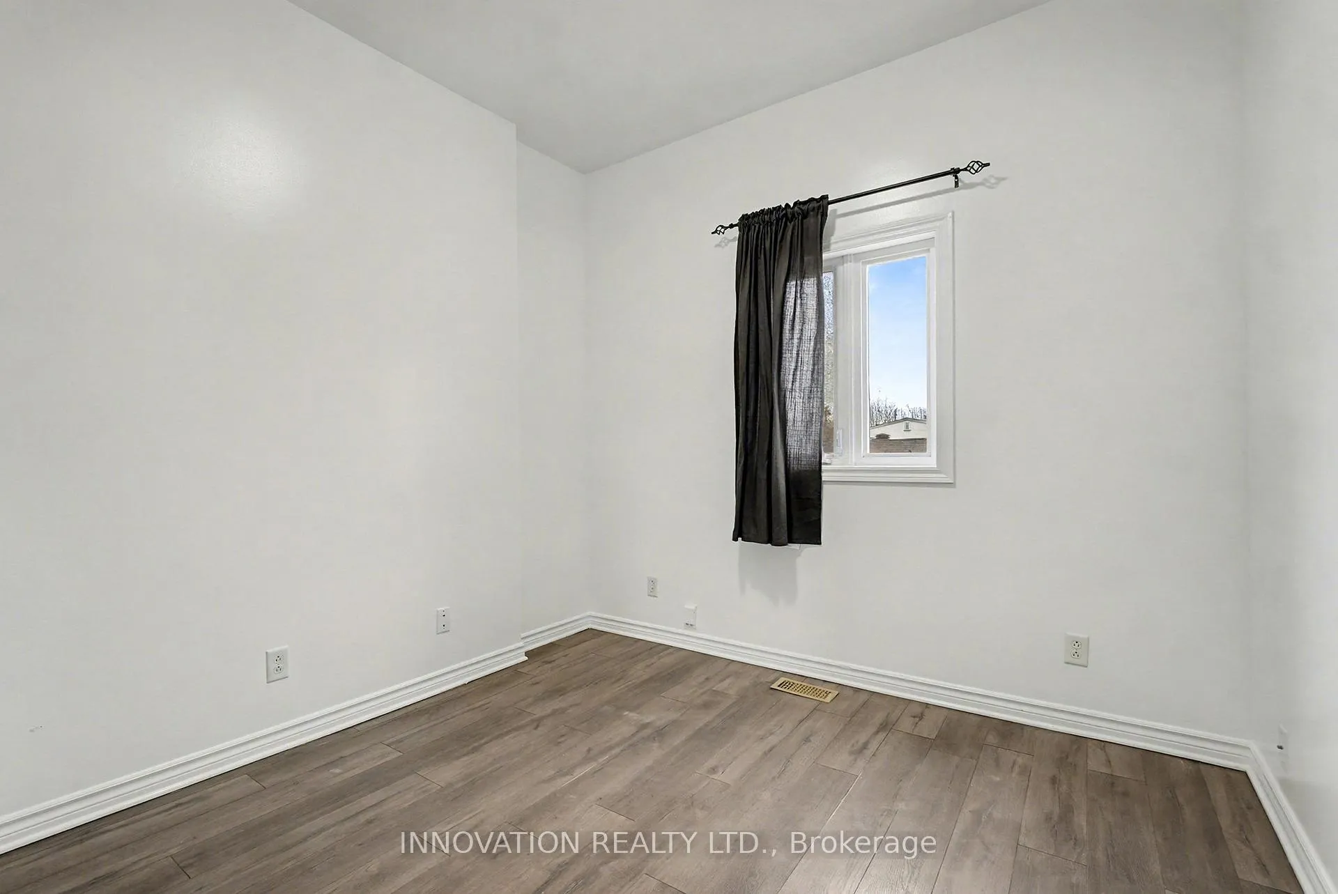 Photo 11 of Unit 6, 64 Genest Street, Ottawa, Vanier — HOMEH