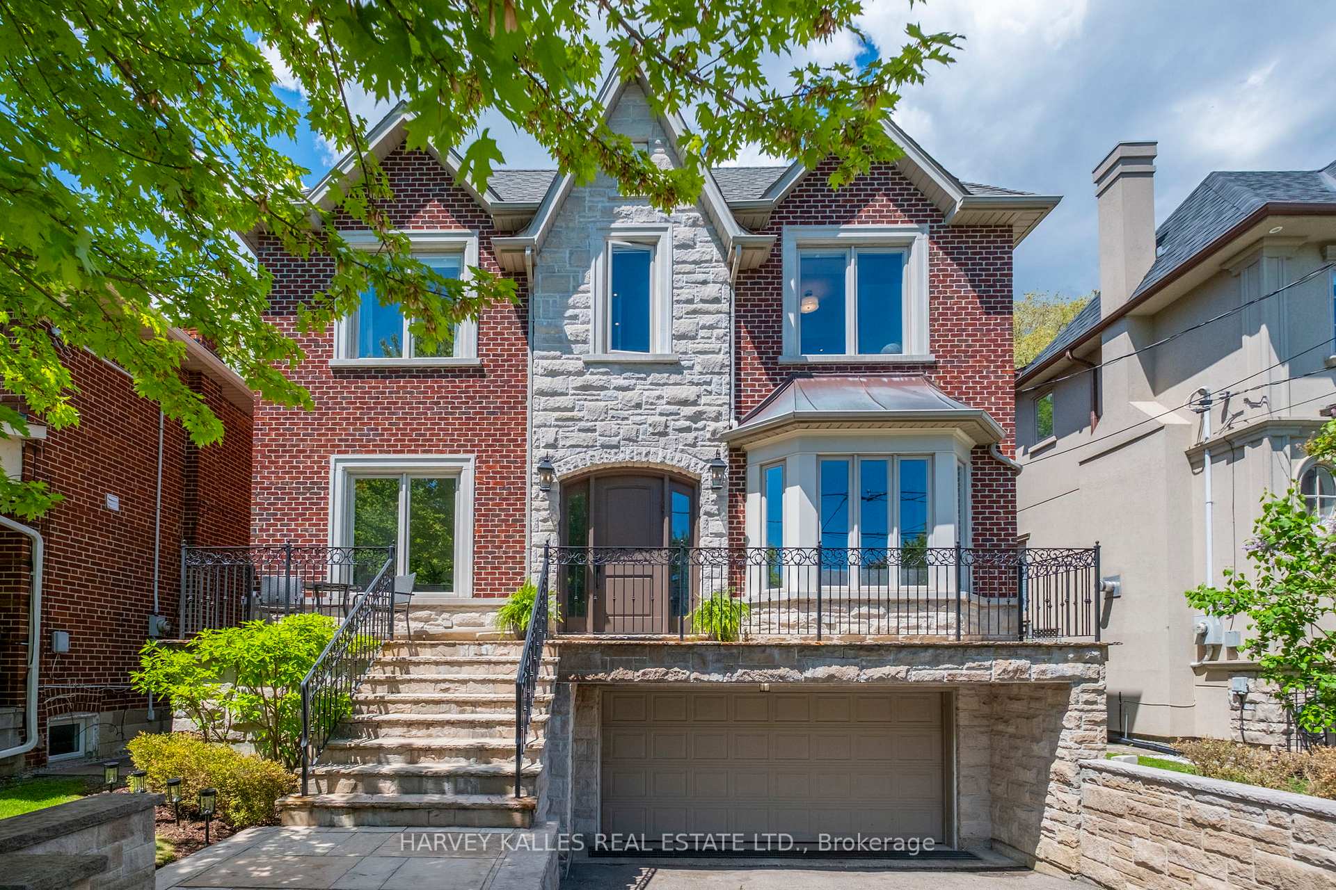 Photo 1 of 568 Deloraine Avenue, Toronto, Bedford Park-Nortown — HOMEH