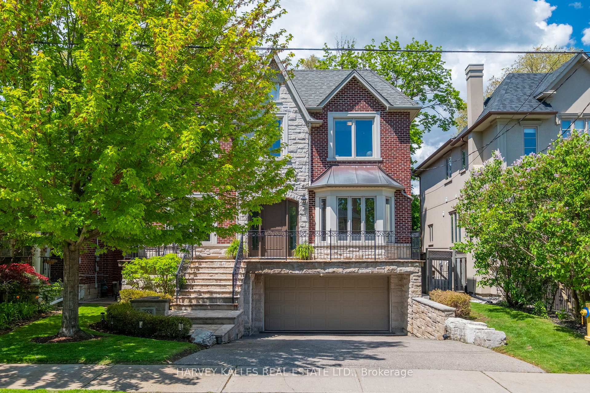 Photo 2 of 568 Deloraine Avenue, Toronto, Bedford Park-Nortown — HOMEH