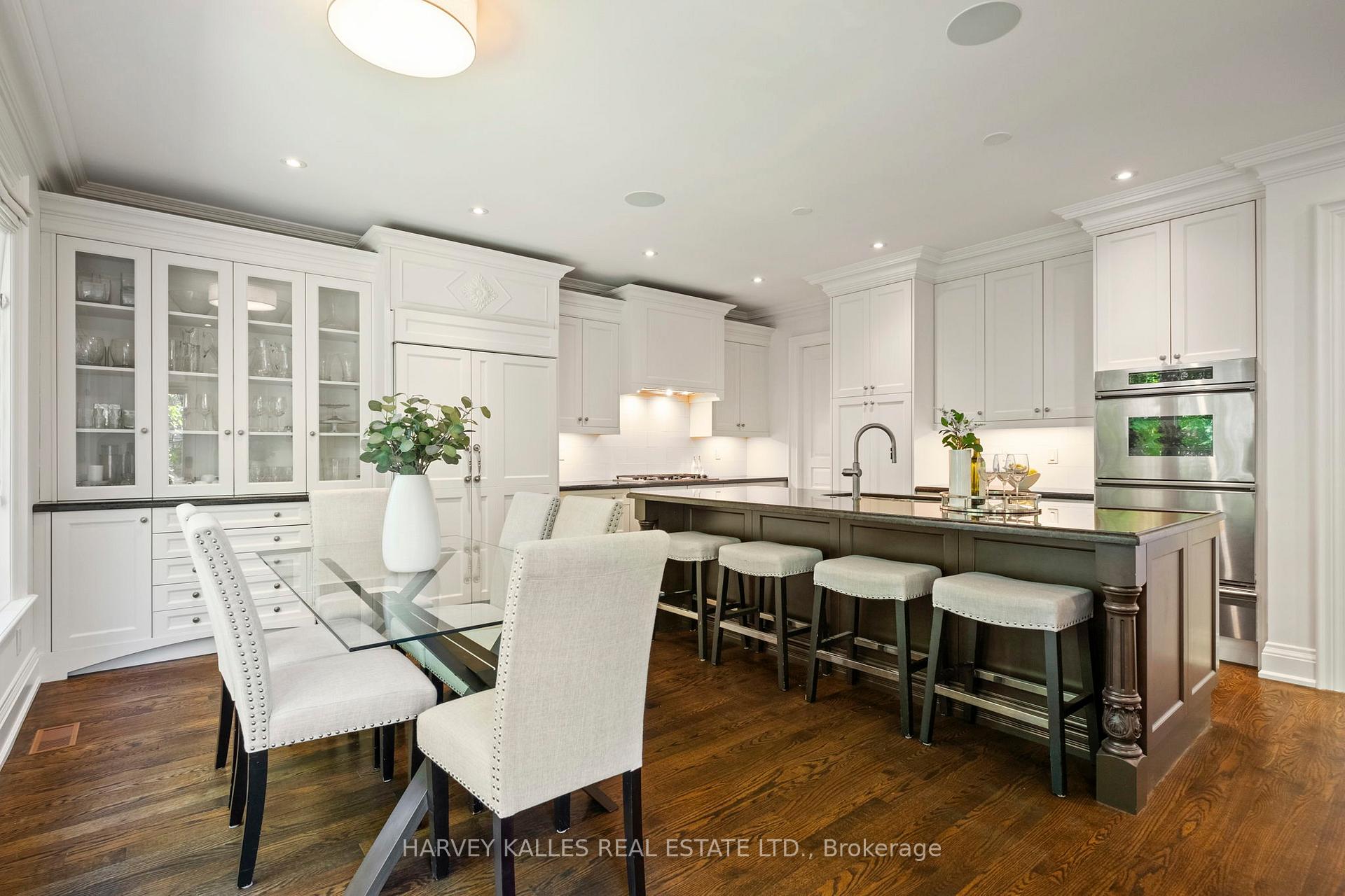 Photo 21 of 568 Deloraine Avenue, Toronto, Bedford Park-Nortown — HOMEH