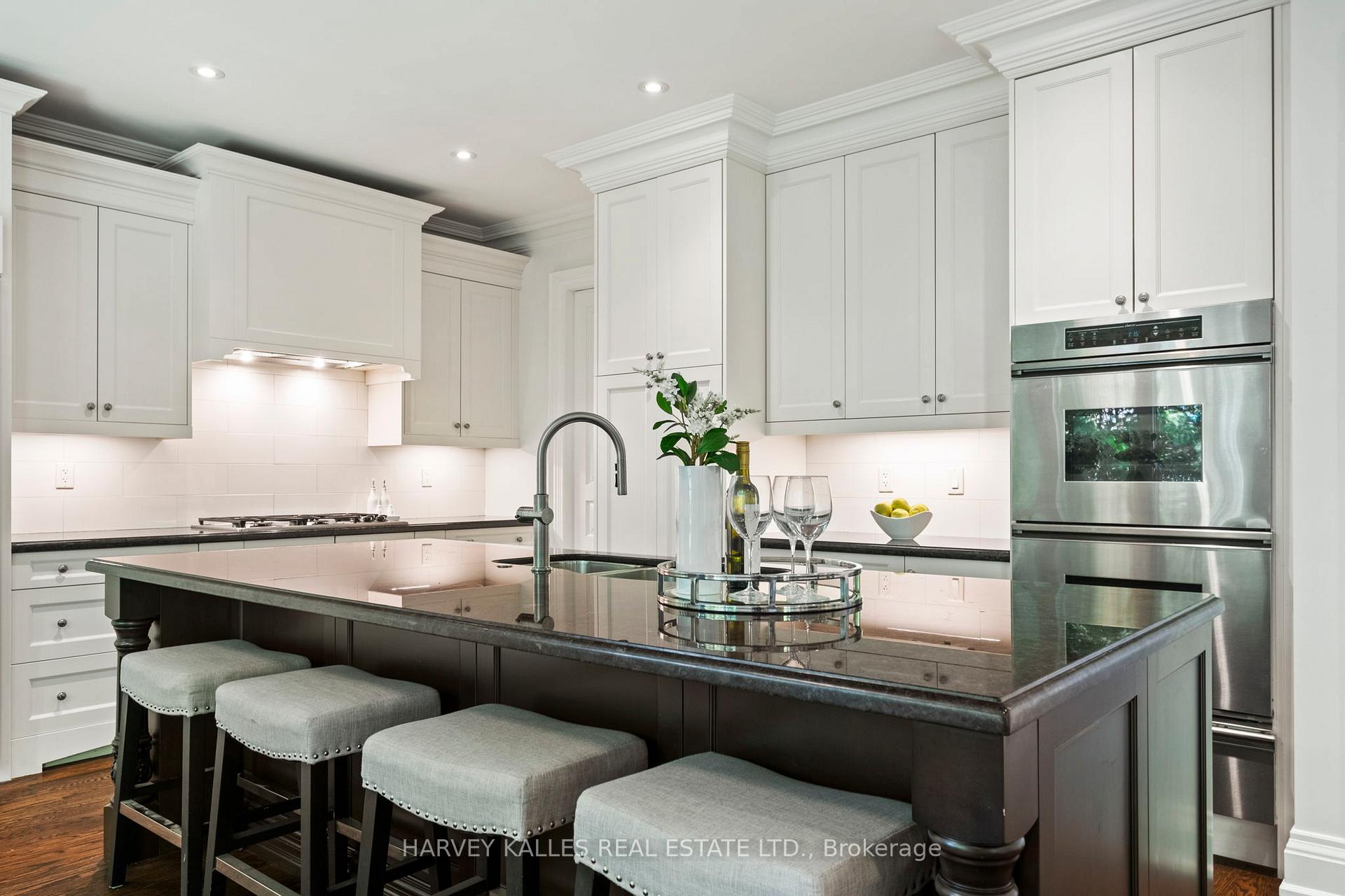 Photo 23 of 568 Deloraine Avenue, Toronto, Bedford Park-Nortown — HOMEH