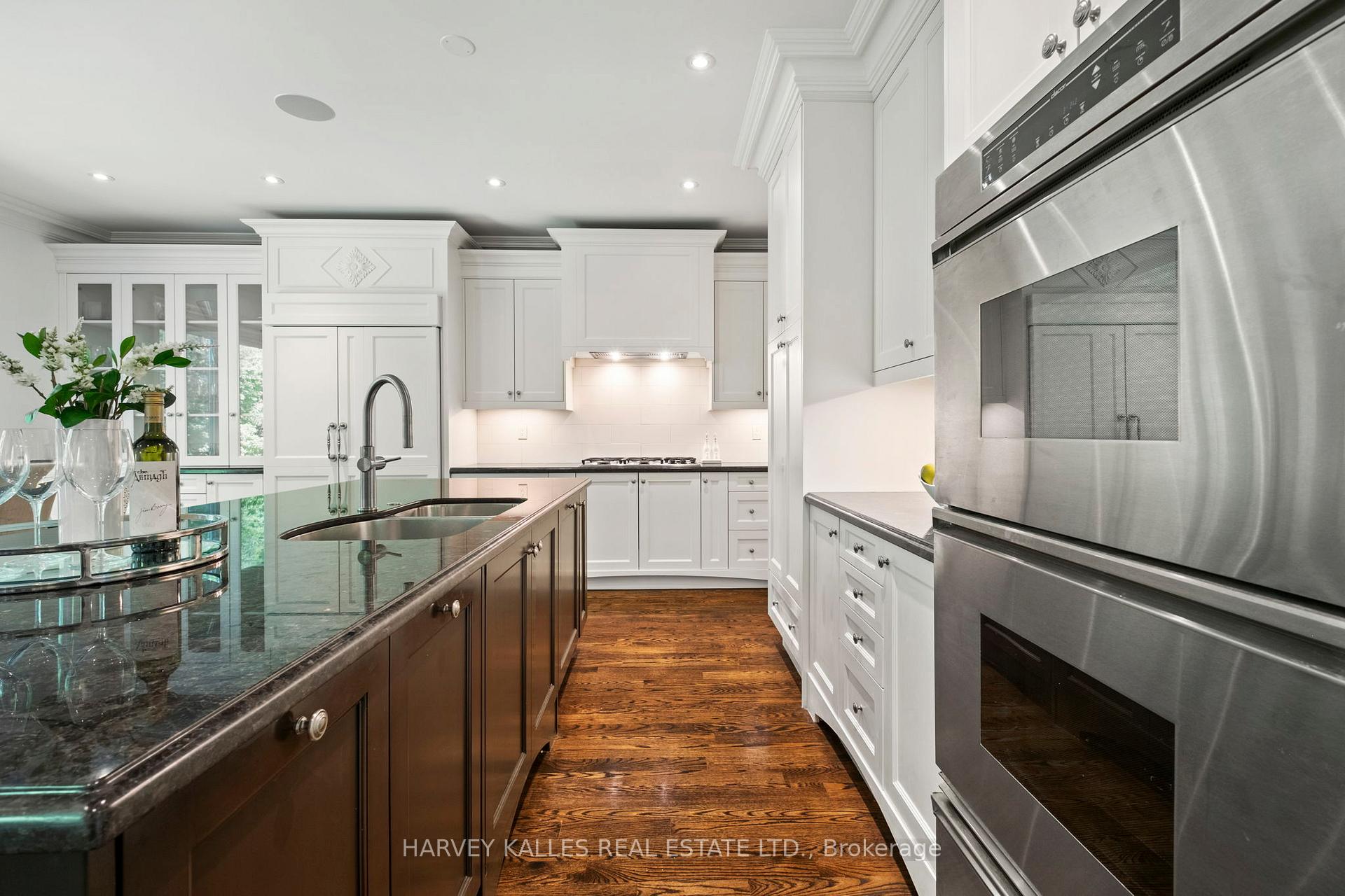 Photo 24 of 568 Deloraine Avenue, Toronto, Bedford Park-Nortown — HOMEH