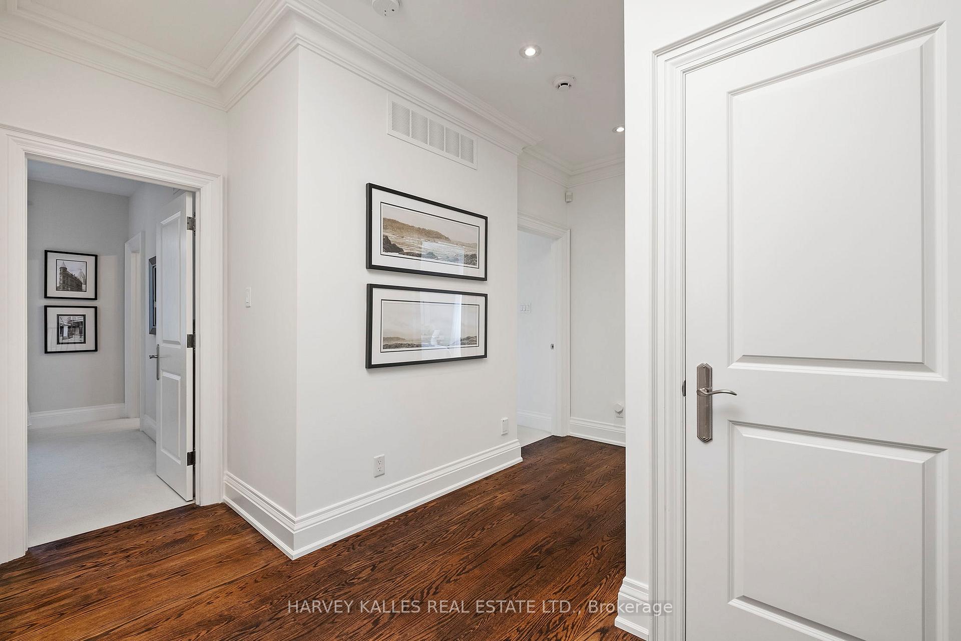 Photo 27 of 568 Deloraine Avenue, Toronto, Bedford Park-Nortown — HOMEH