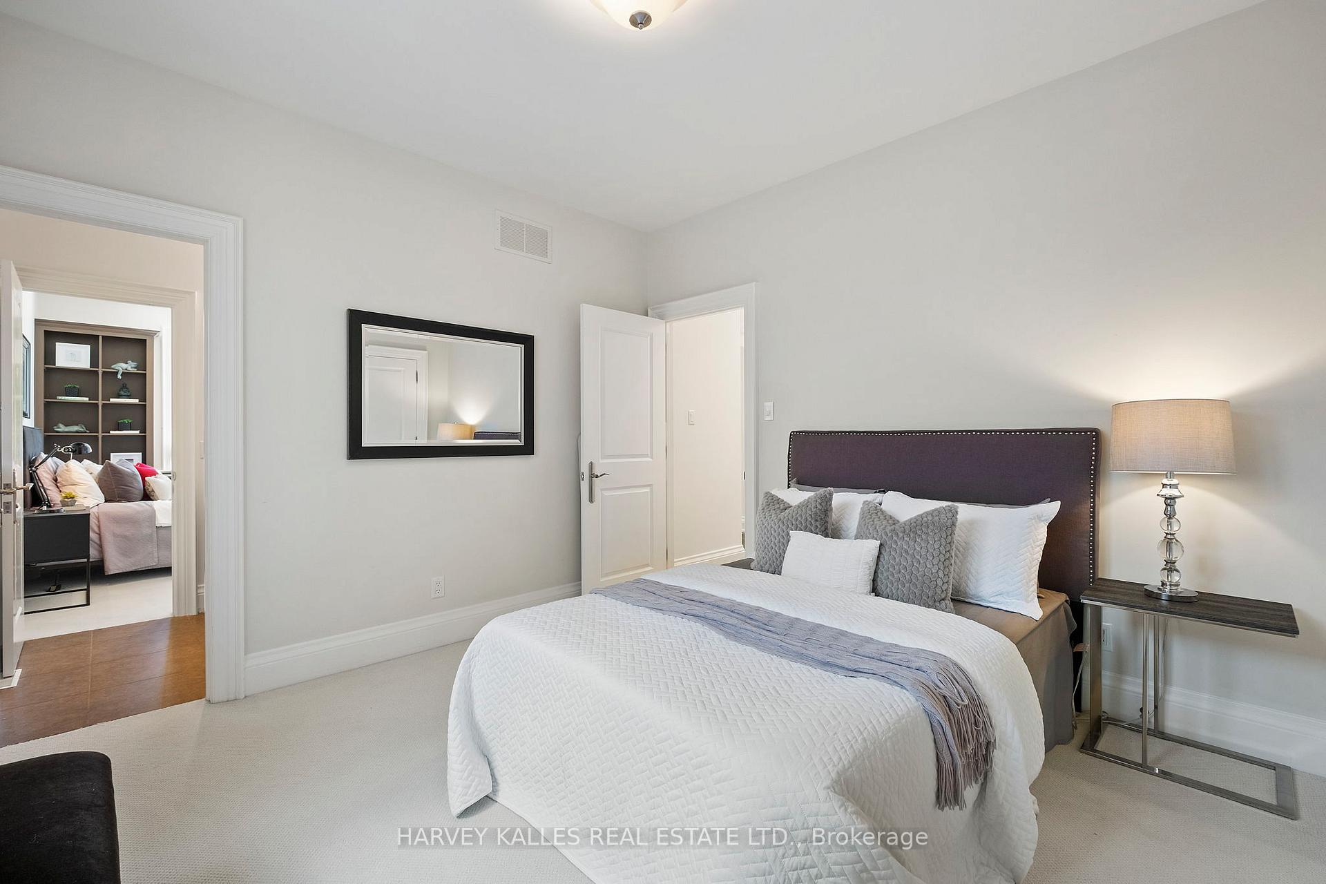 Photo 33 of 568 Deloraine Avenue, Toronto, Bedford Park-Nortown — HOMEH