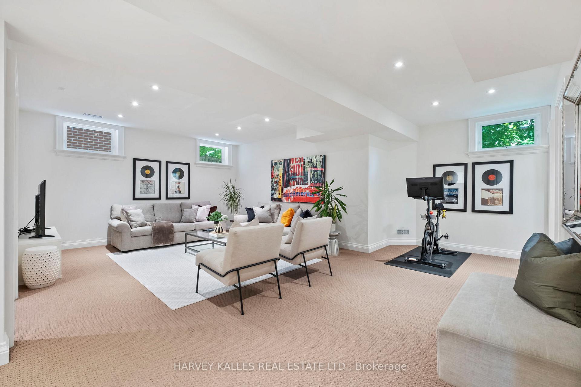 Photo 40 of 568 Deloraine Avenue, Toronto, Bedford Park-Nortown — HOMEH