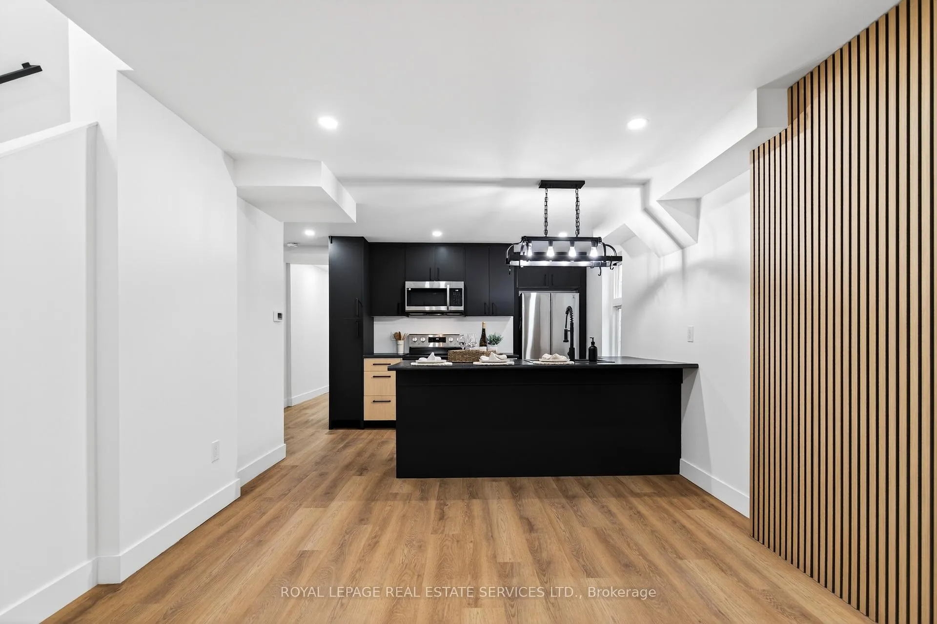 Photo 8 of 8 Whitfield Avenue, Hamilton, Industrial Sector — HOMEH