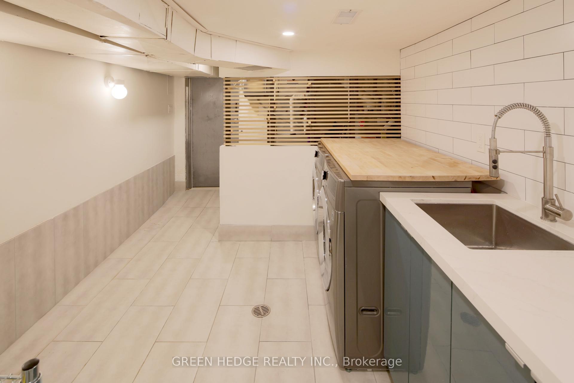 Photo 15 of 18 Afton Avenue, Toronto, Little Portugal — HOMEH
