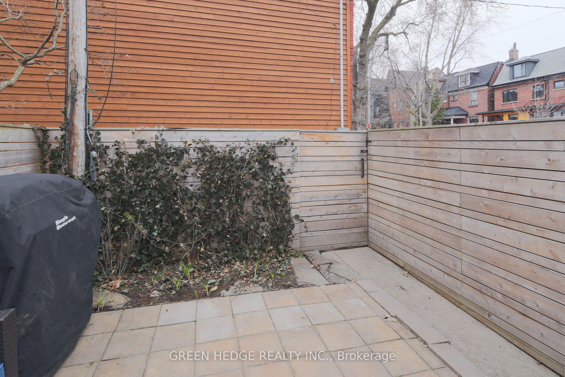 Photo 20 of 18 Afton Avenue, Toronto, Little Portugal — HOMEH