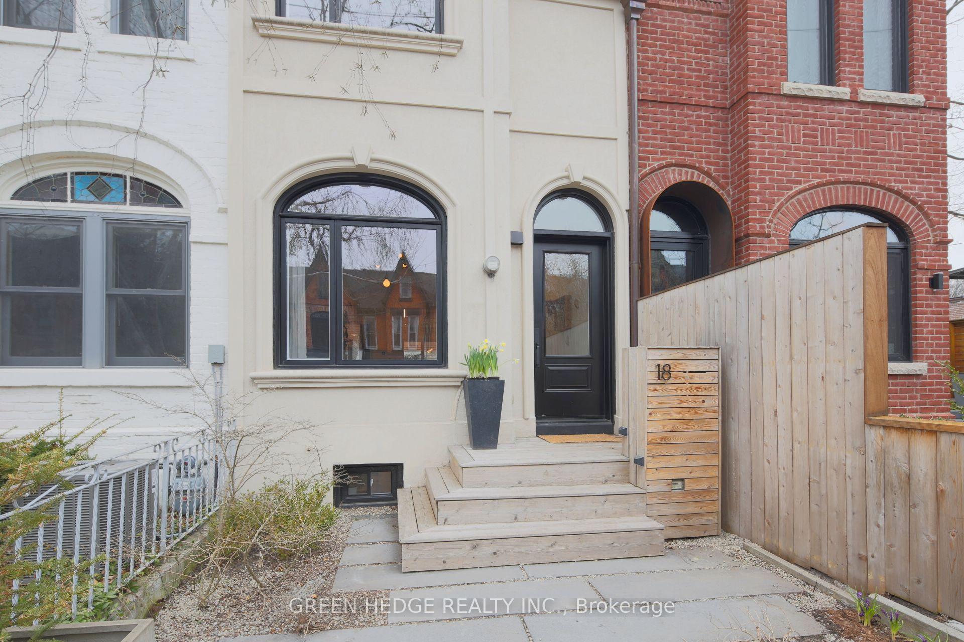 Photo 23 of 18 Afton Avenue, Toronto, Little Portugal — HOMEH