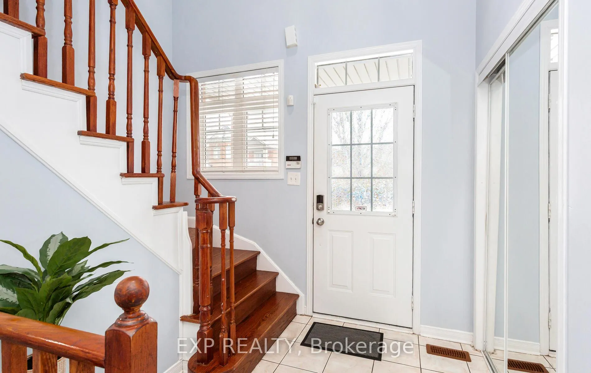 Photo 3 of 70 Grover Road, Brampton, Bram West — HOMEH