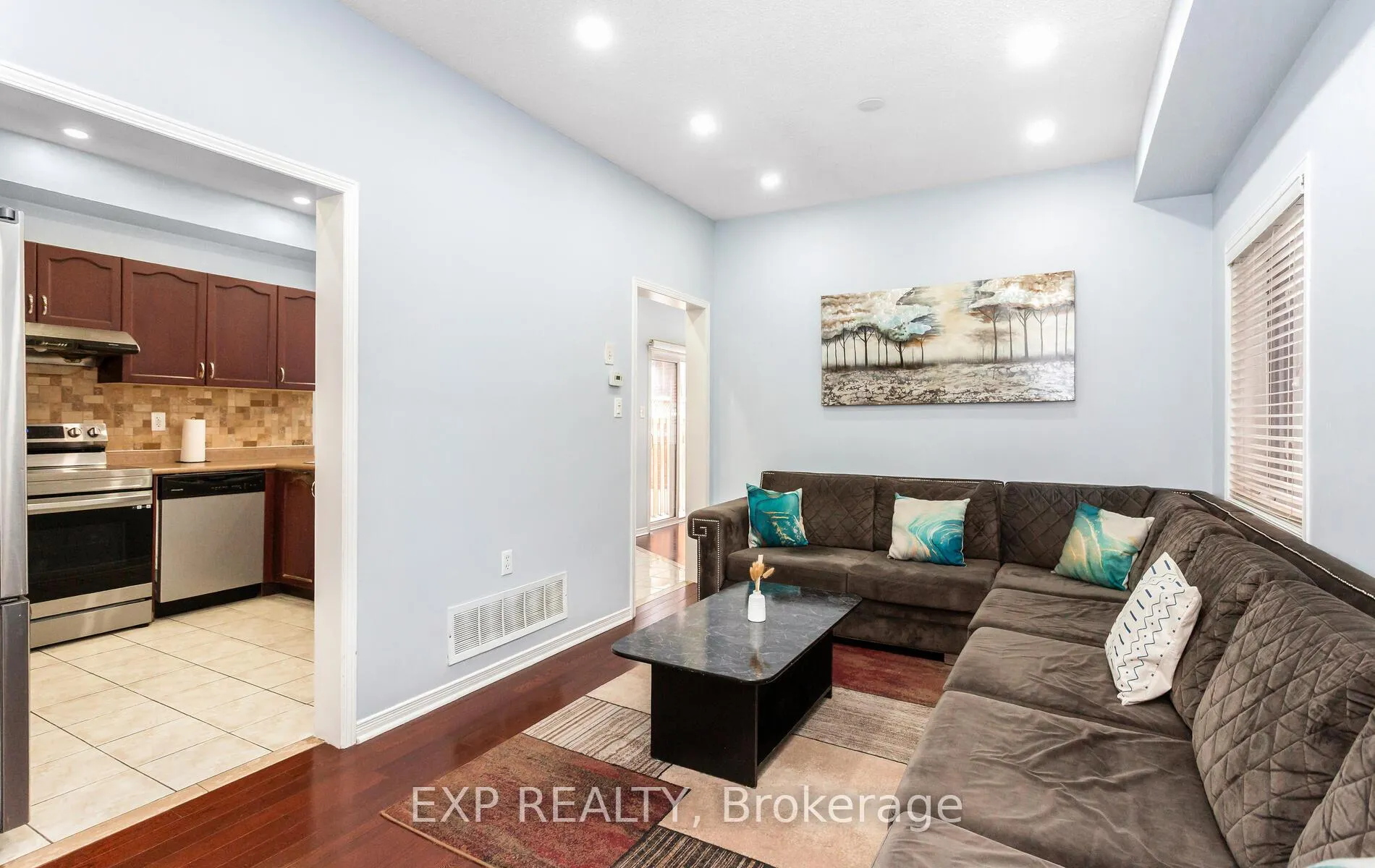 Photo 6 of 70 Grover Road, Brampton, Bram West — HOMEH