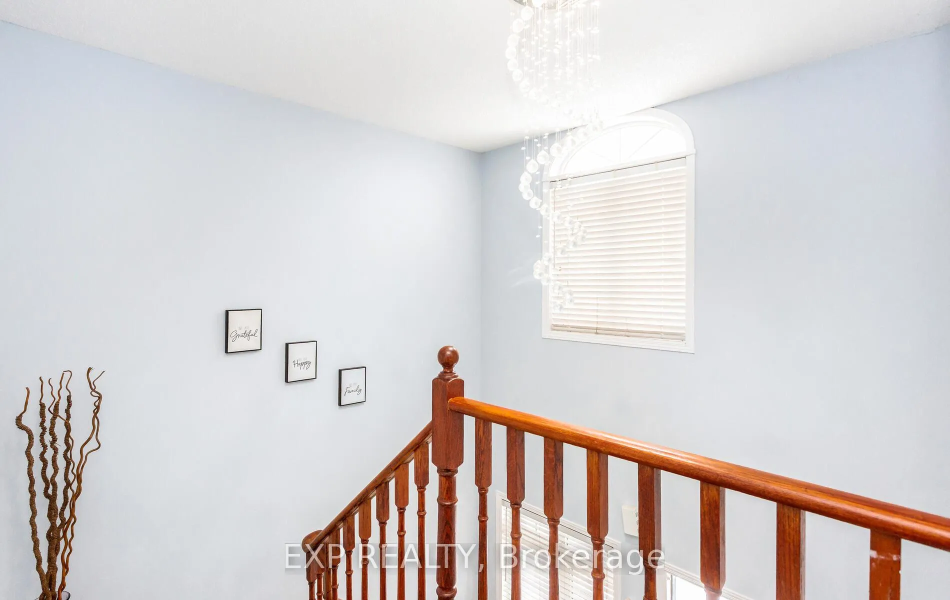 Photo 19 of 70 Grover Road, Brampton, Bram West — HOMEH