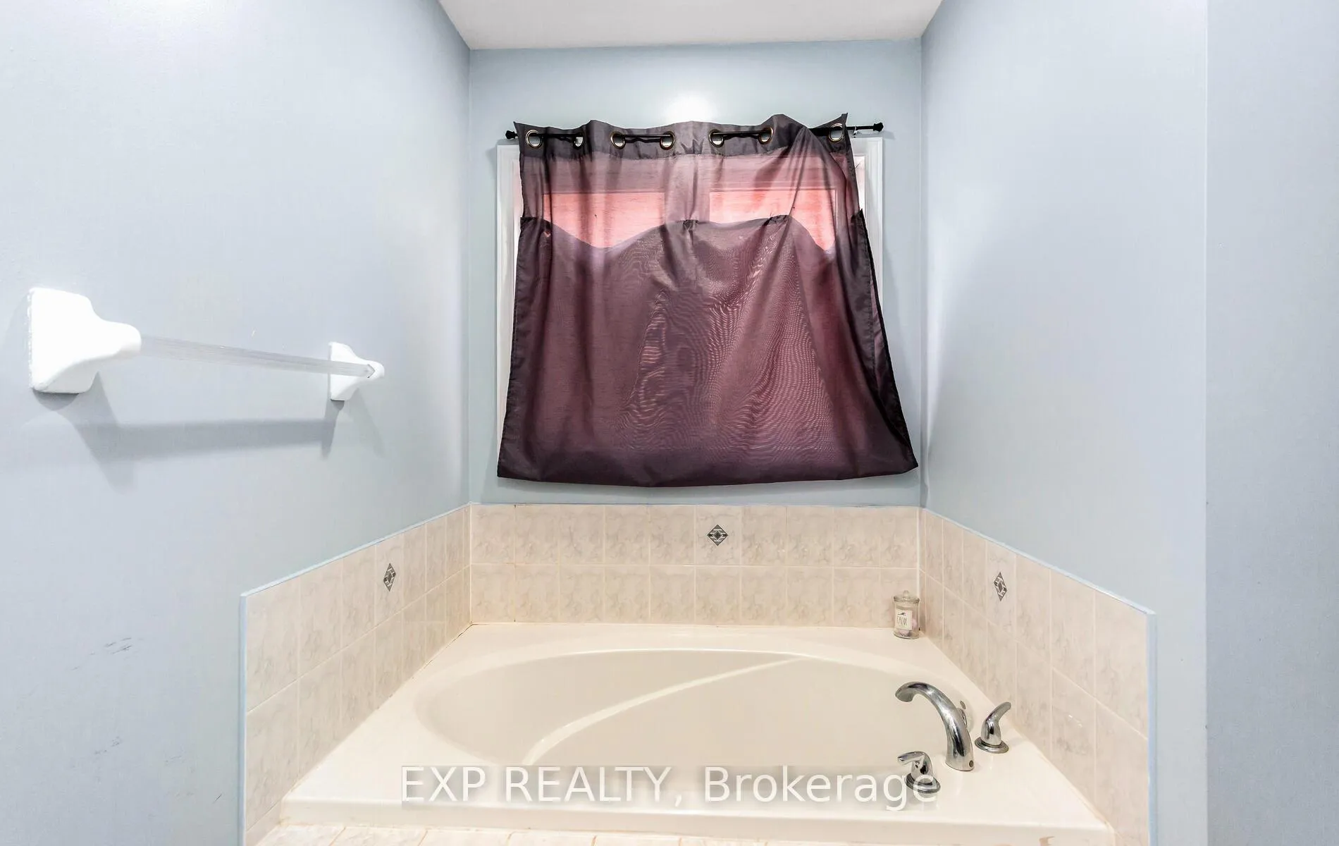 Photo 25 of 70 Grover Road, Brampton, Bram West — HOMEH