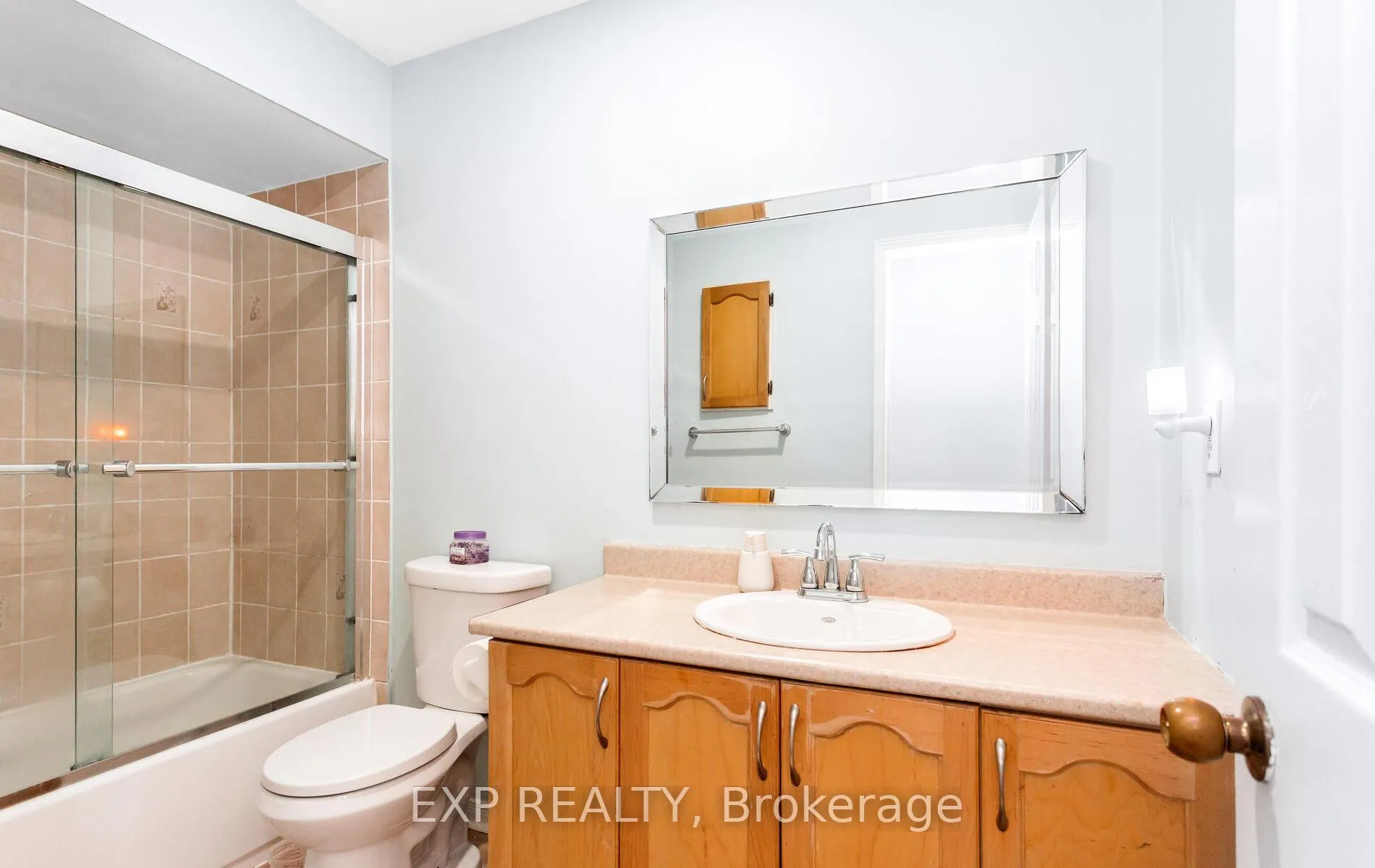 Photo 31 of 70 Grover Road, Brampton, Bram West — HOMEH