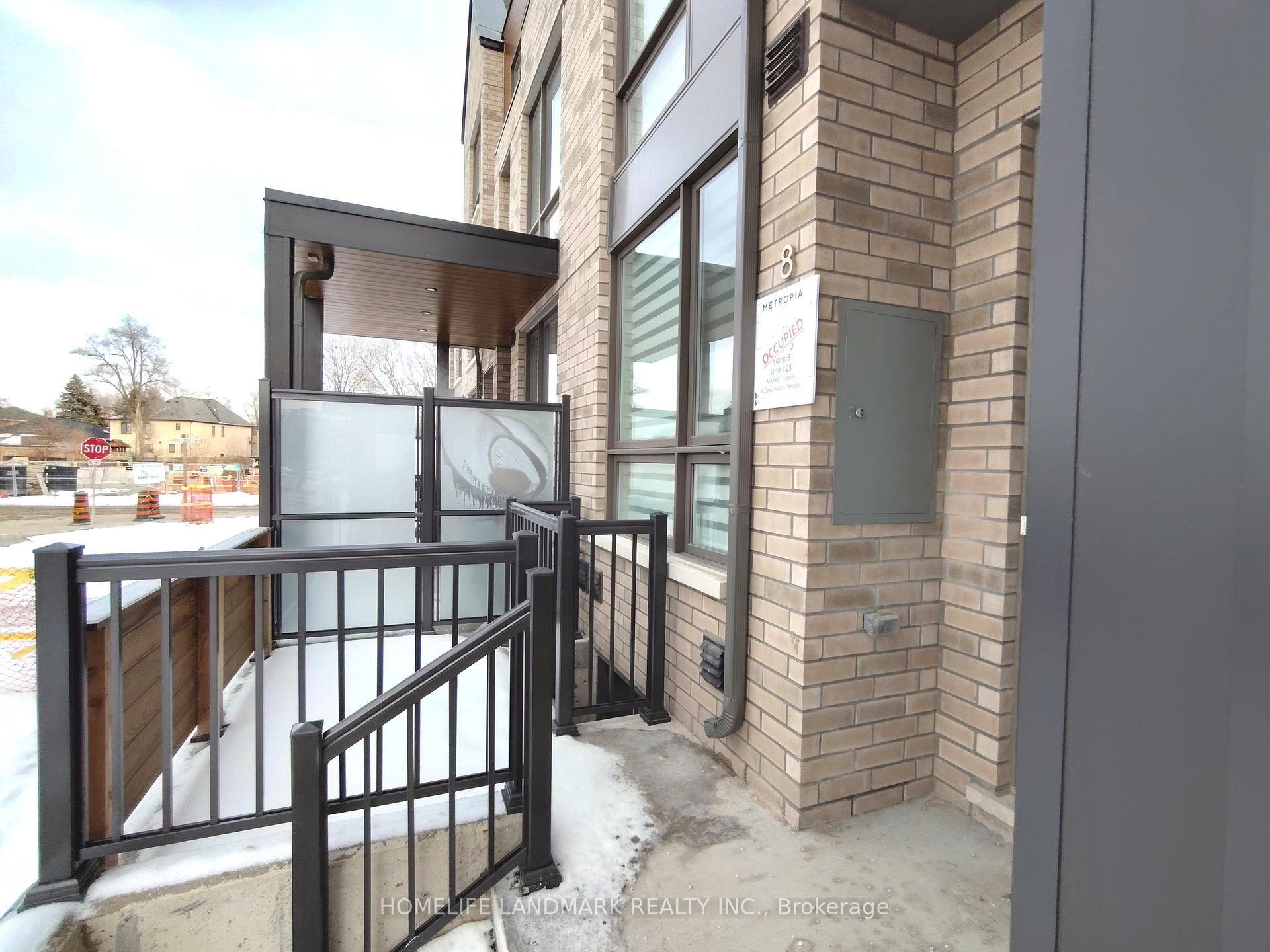 Photo 2 of 8 Deep Roots Terrace, Toronto, Englemount-Lawrence — HOMEH