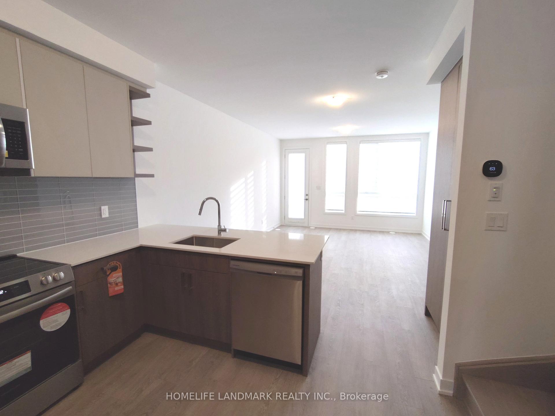 Photo 7 of 8 Deep Roots Terrace, Toronto, Englemount-Lawrence — HOMEH