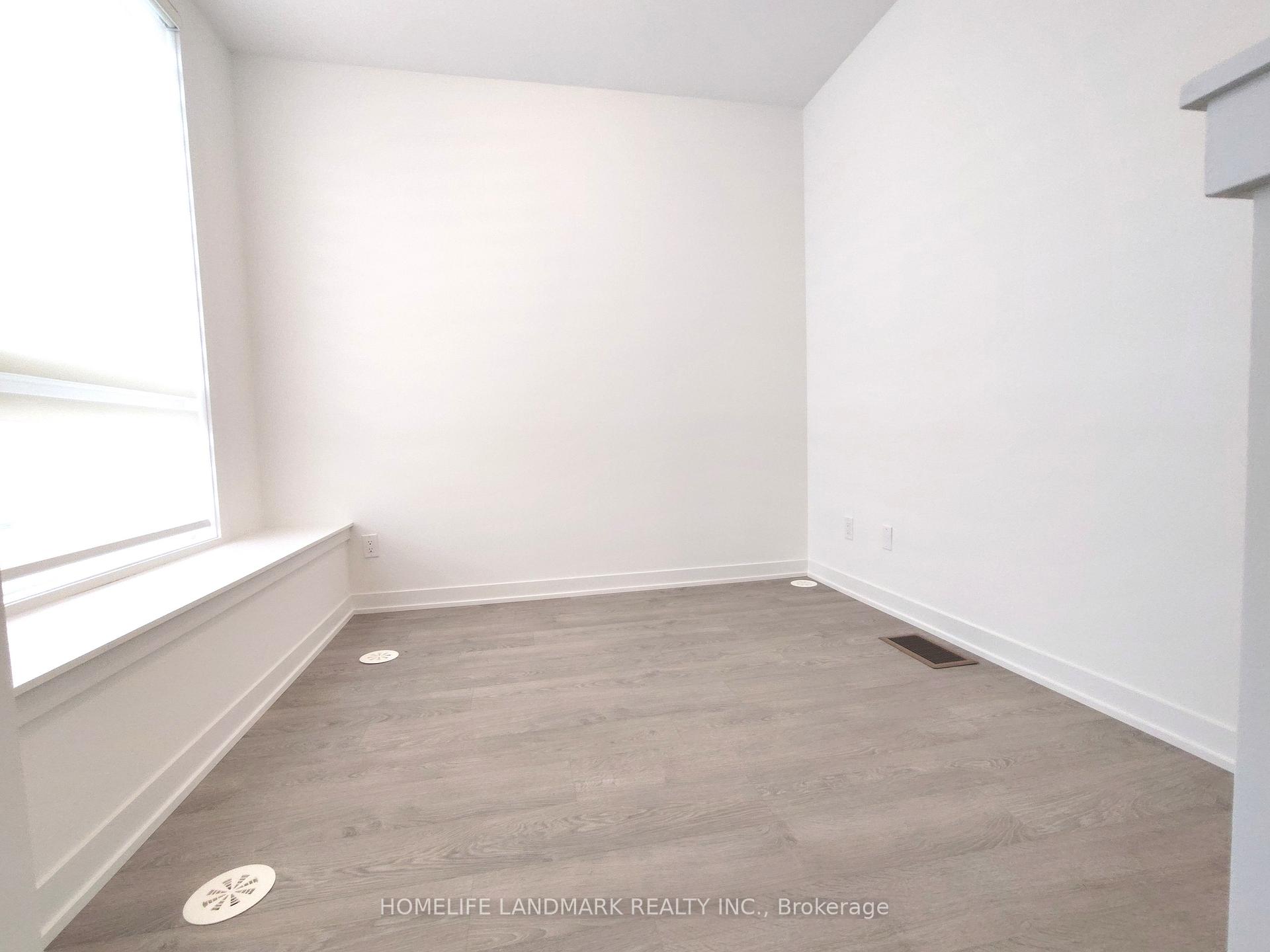 Photo 19 of 8 Deep Roots Terrace, Toronto, Englemount-Lawrence — HOMEH