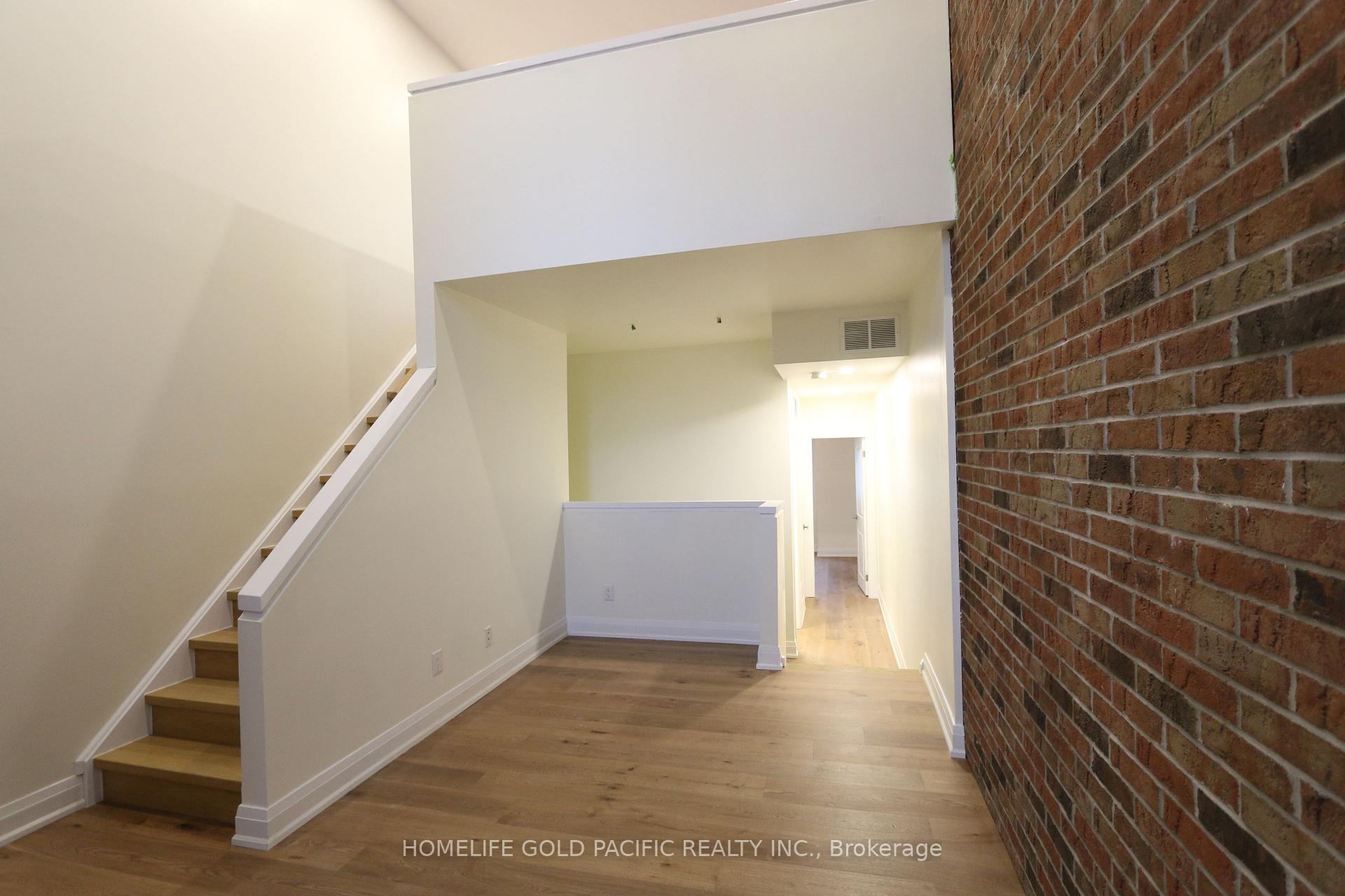 Photo 11 of 30a Mcgill Street, Toronto, Church-Yonge Corridor — HOMEH