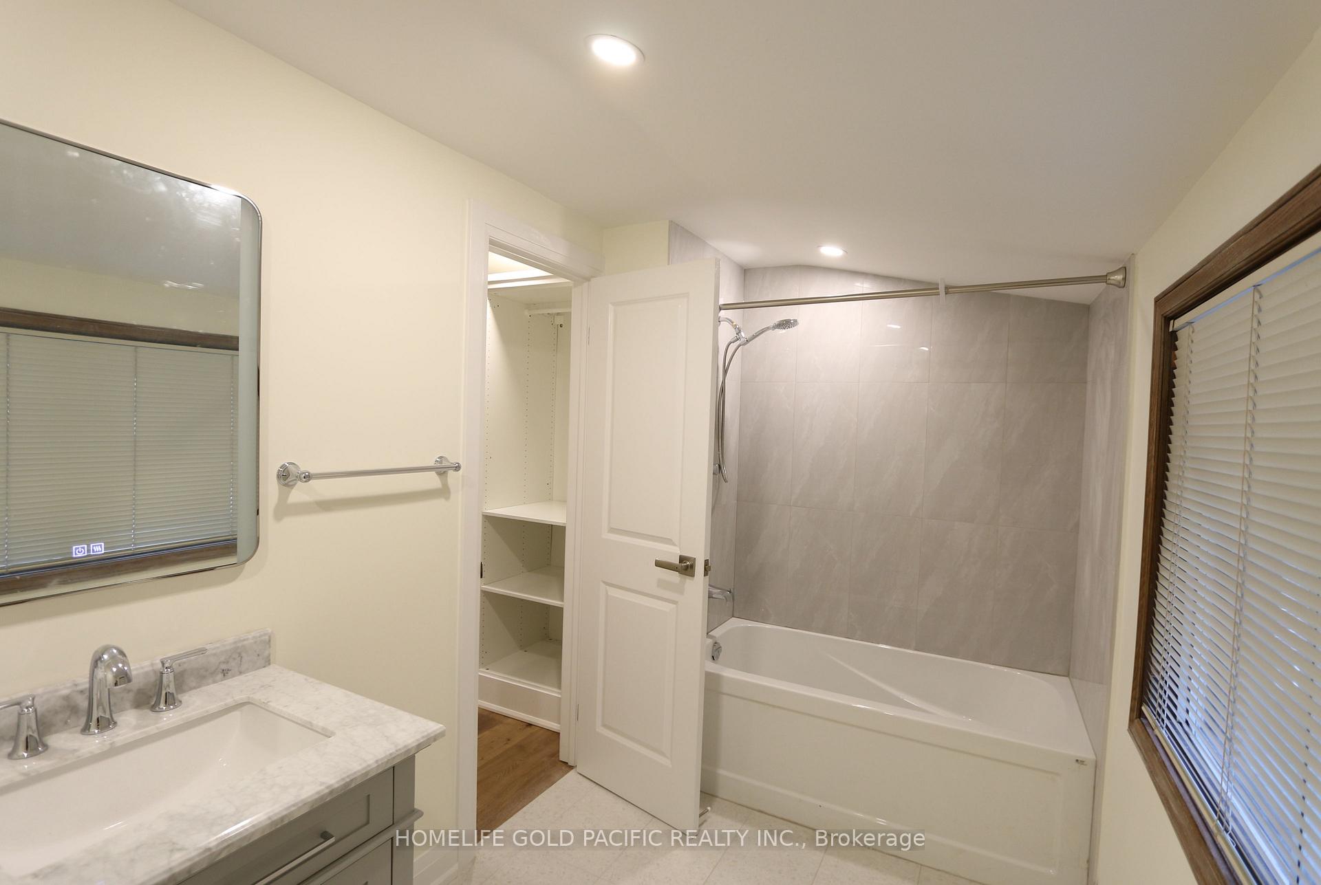 Photo 18 of 30a Mcgill Street, Toronto, Church-Yonge Corridor — HOMEH