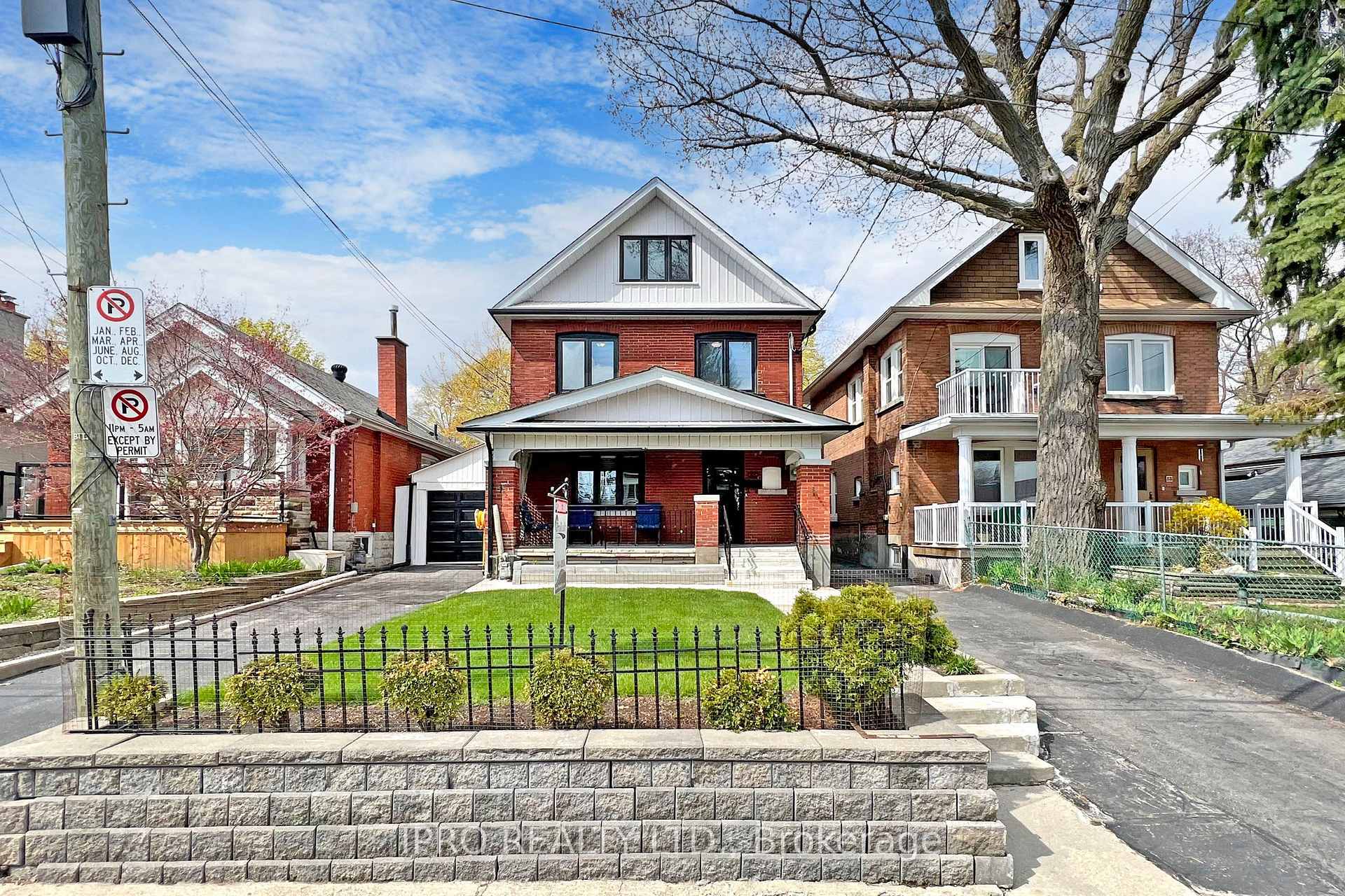 Photo 1 of 86 Oak Park Avenue, Toronto, Woodbine-Lumsden — HOMEH