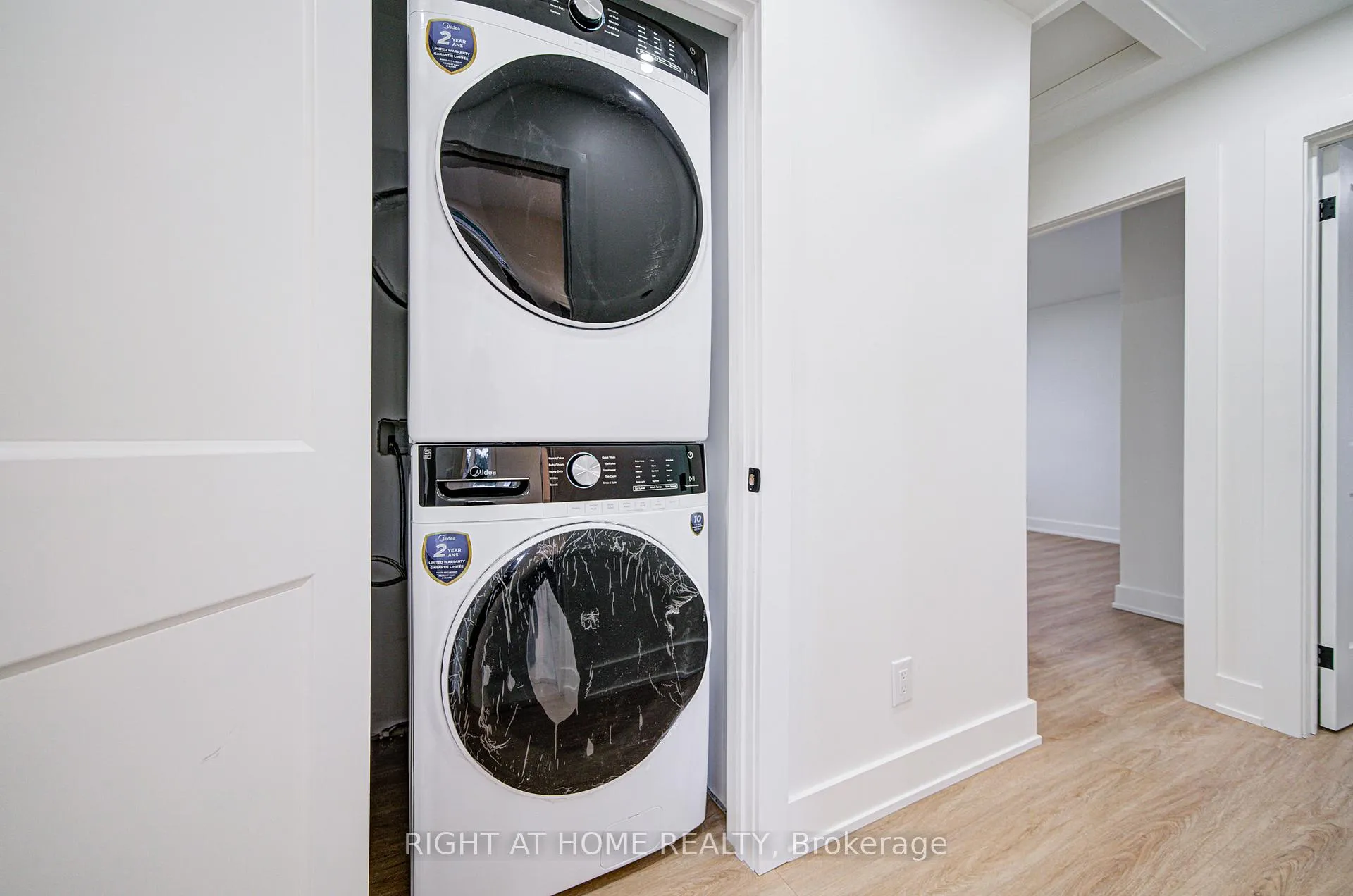 Photo 20 of (MAIN) 705 Glenforest Street, Oshawa, Northglen — HOMEH