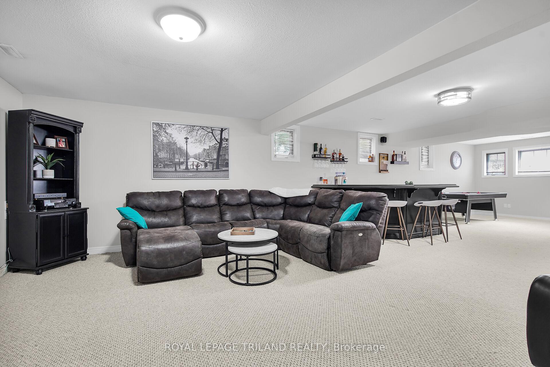 Photo 20 of 67 Deborah Drive, Strathroy-Caradoc, NE — HOMEH