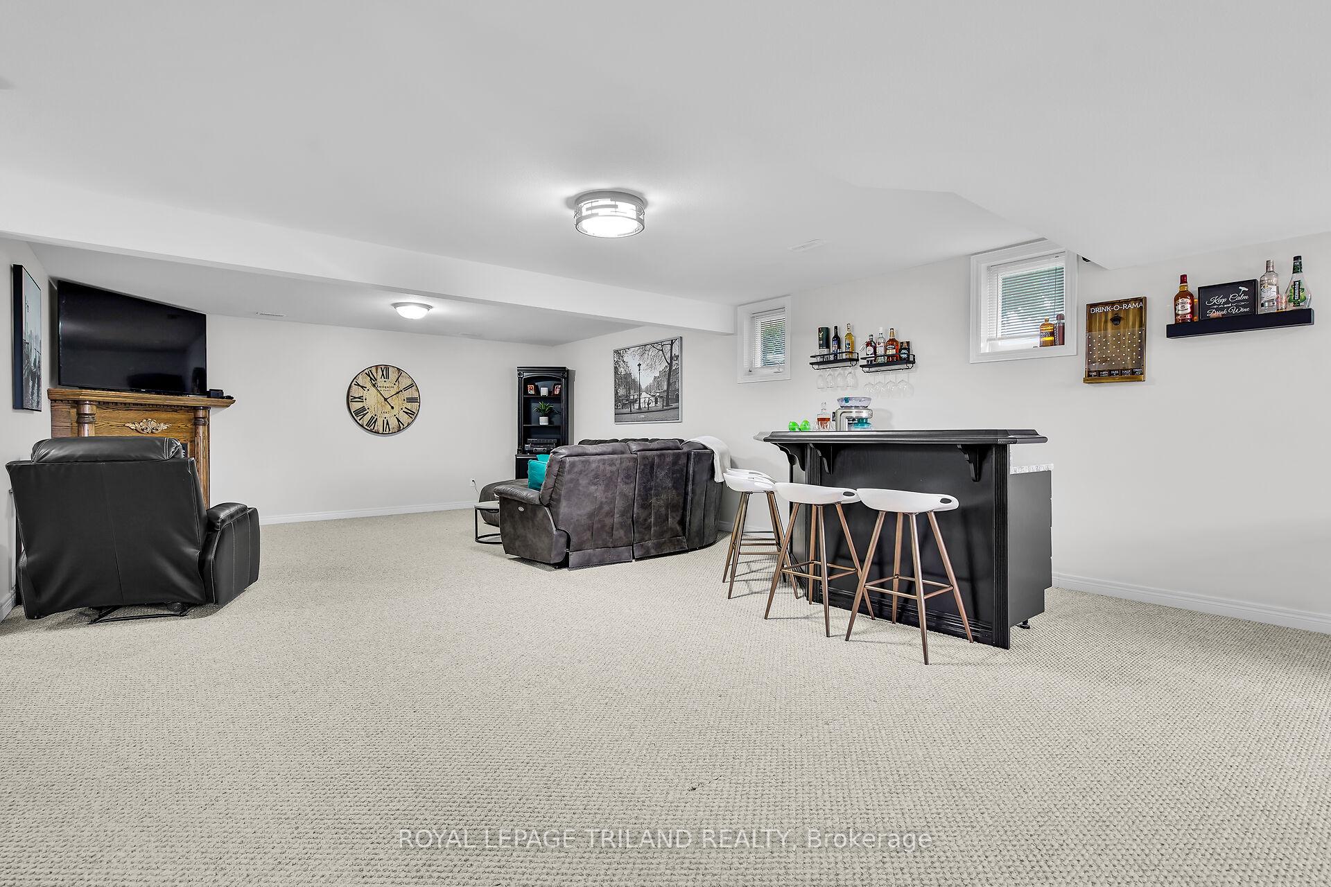 Photo 21 of 67 Deborah Drive, Strathroy-Caradoc, NE — HOMEH