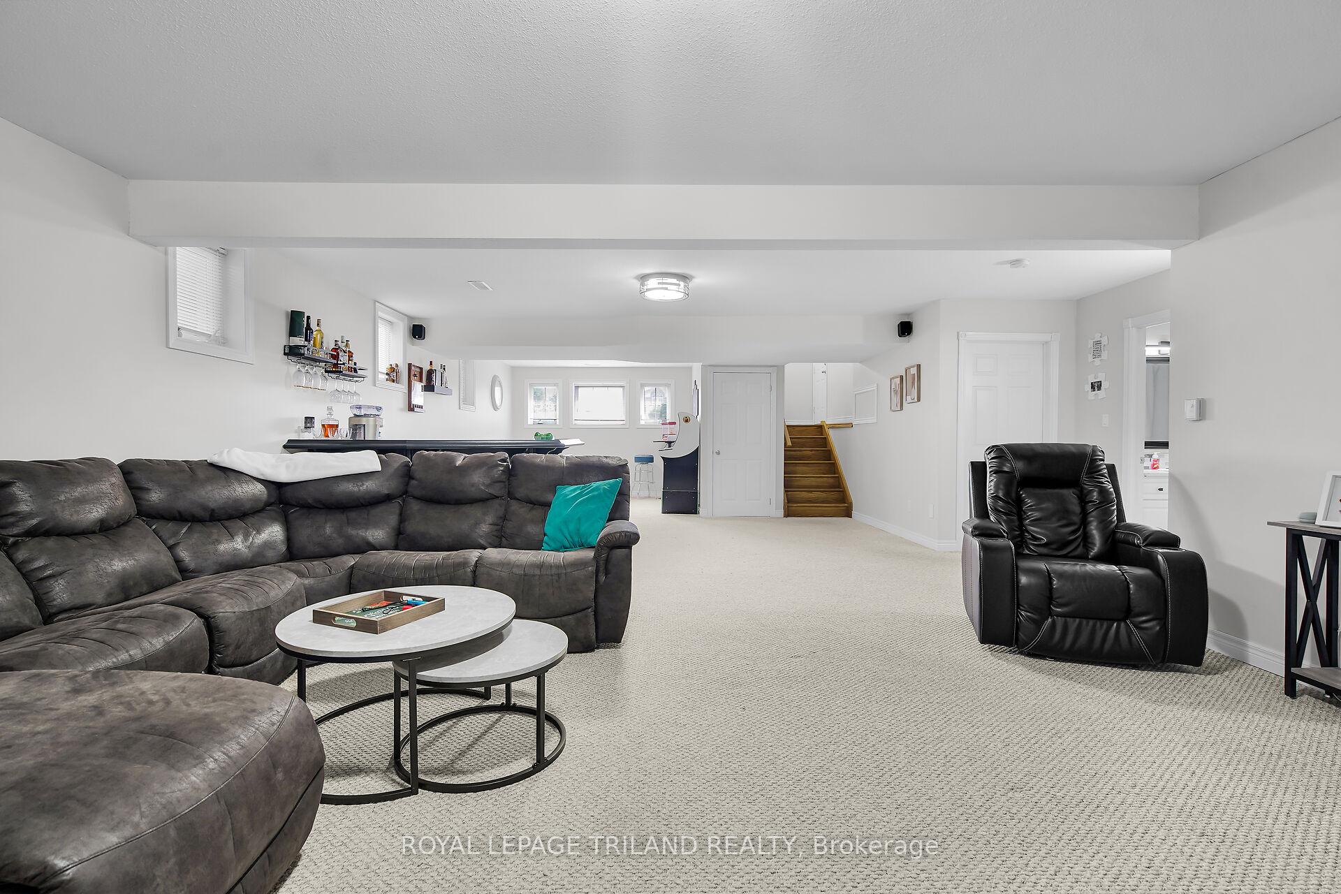 Photo 27 of 67 Deborah Drive, Strathroy-Caradoc, NE — HOMEH