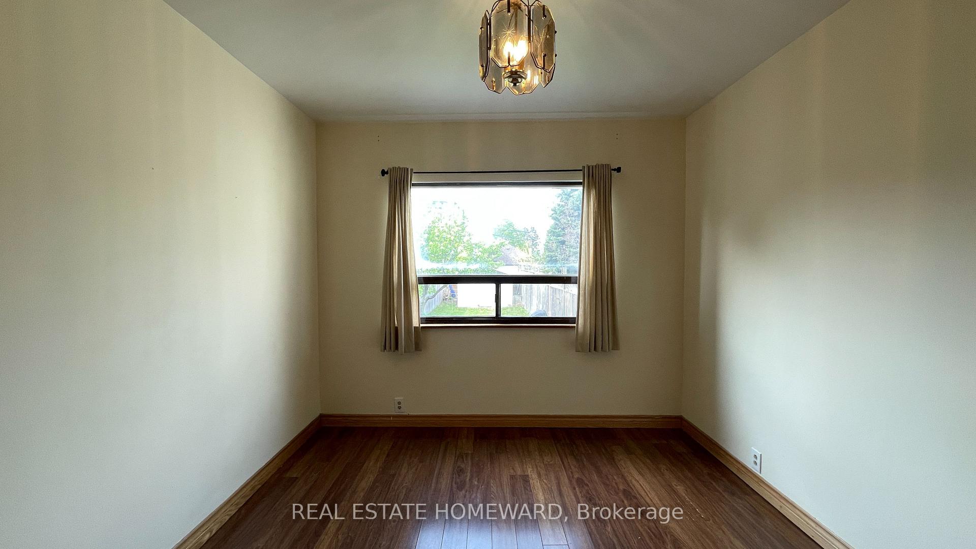 Photo 8 of 92 Barker Avenue, Toronto, Danforth Village-East York — HOMEH