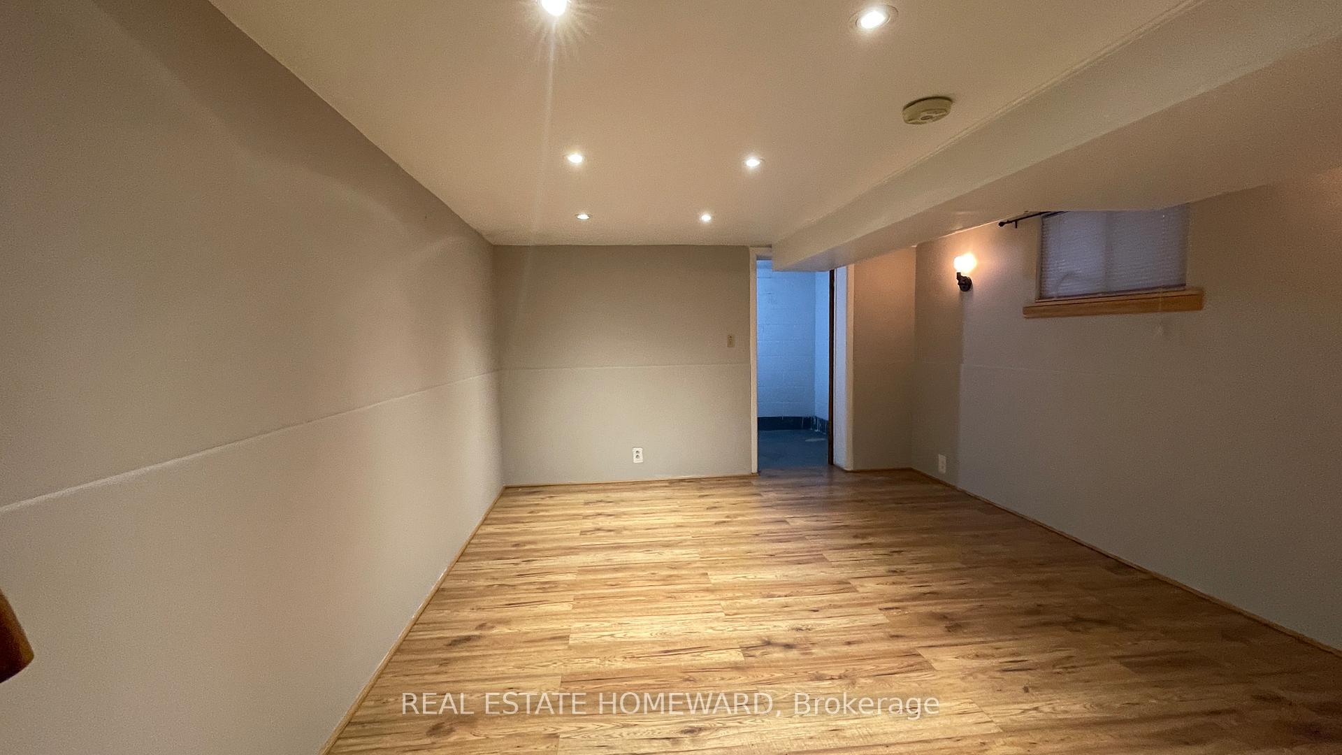 Photo 19 of 92 Barker Avenue, Toronto, Danforth Village-East York — HOMEH