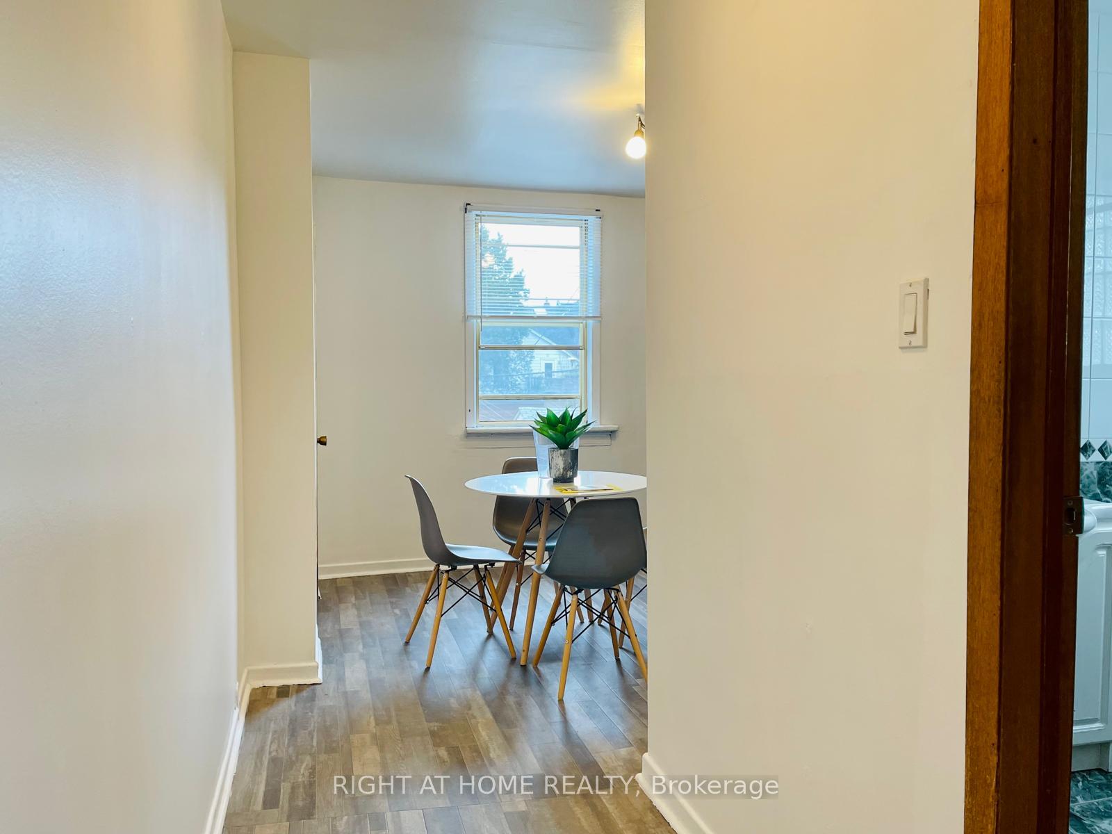 Photo 19 of 65 Foxley Street, Toronto, Trinity-Bellwoods — HOMEH