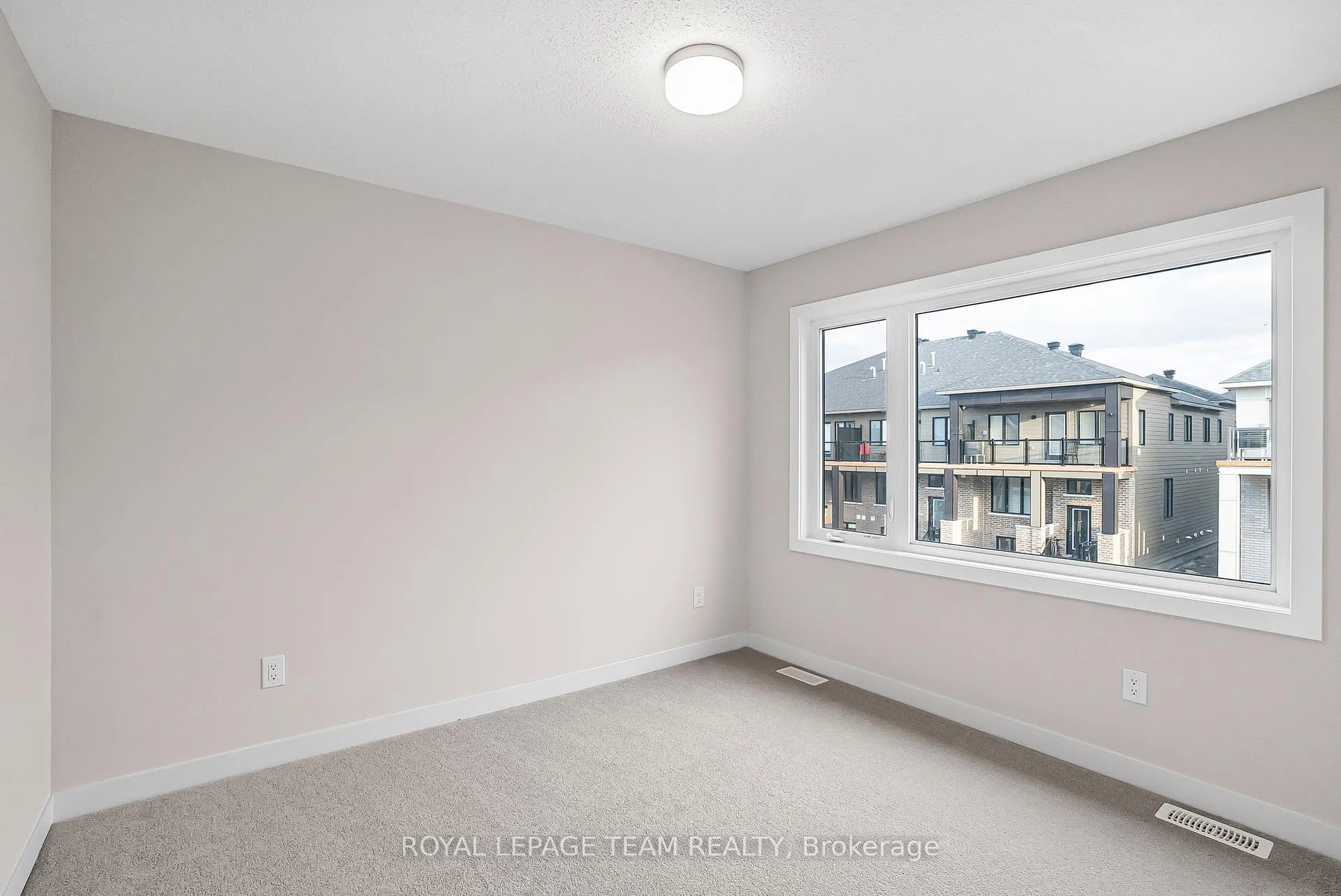 Photo 17 of 120 Beebalm Crescent, Ottawa, Barrhaven - Half Moon Bay — HOMEH