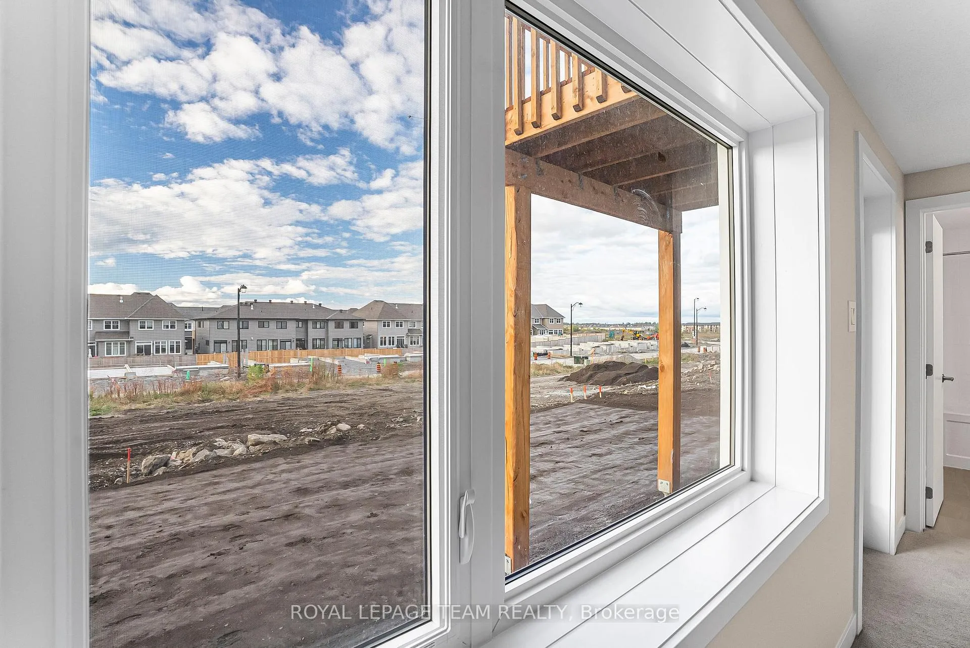 Photo 28 of 120 Beebalm Crescent, Ottawa, Barrhaven - Half Moon Bay — HOMEH