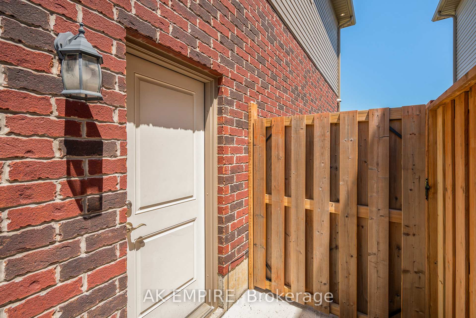 Photo 6 of 35 Success Way, Thorold, Rolling Meadows — HOMEH
