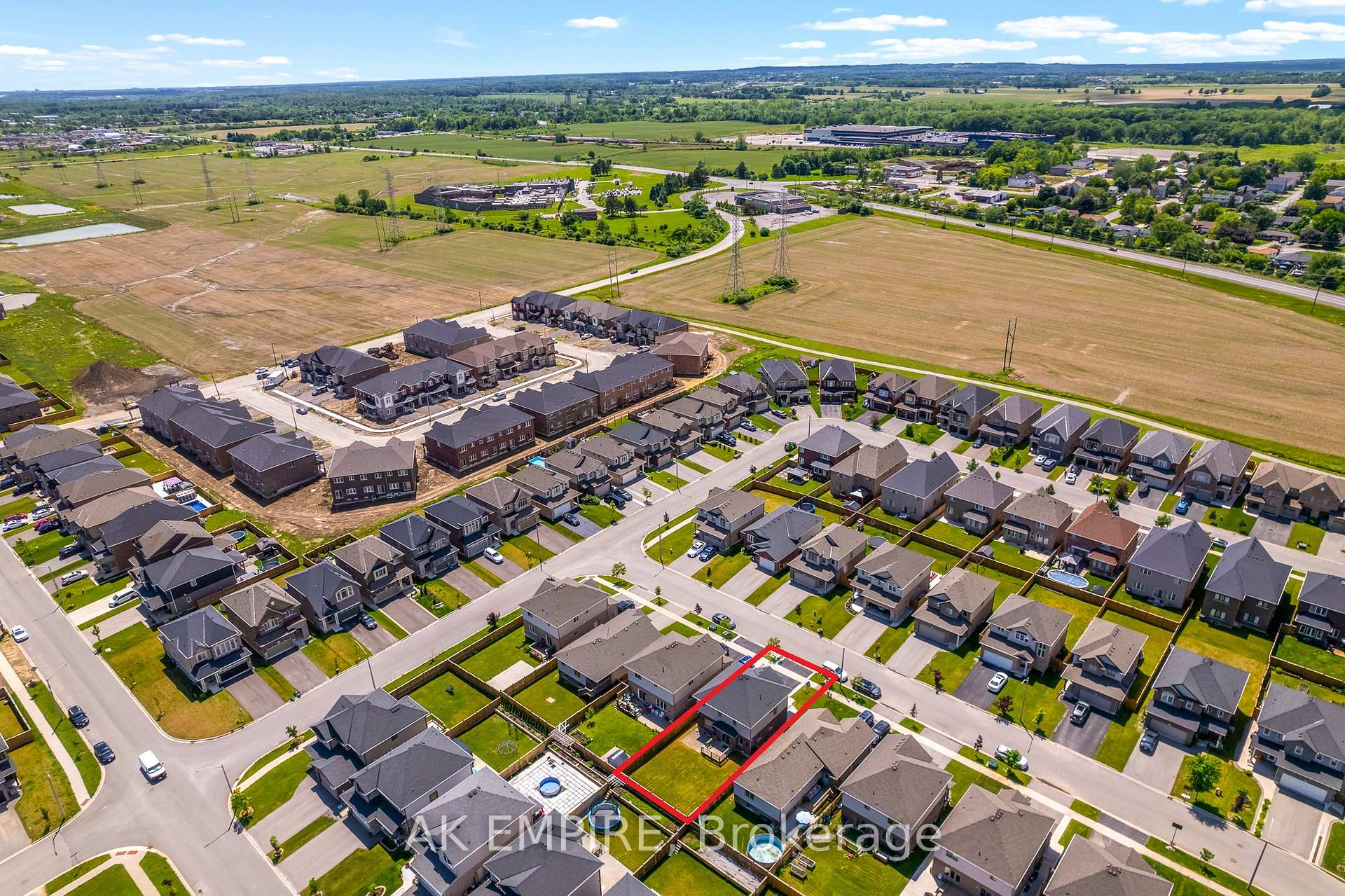 Photo 10 of 35 Success Way, Thorold, Rolling Meadows — HOMEH