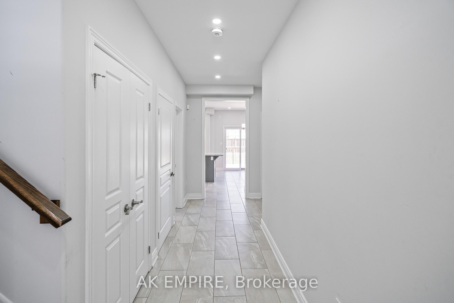 Photo 12 of 35 Success Way, Thorold, Rolling Meadows — HOMEH