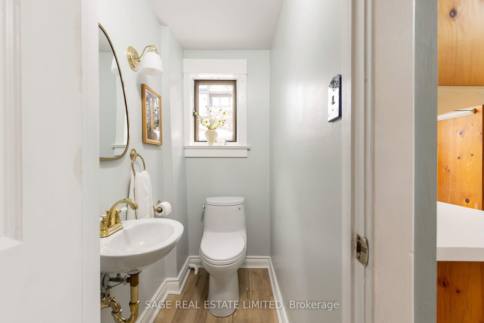 Photo 15 of 3 Barrie Avenue, Toronto, Humewood-Cedarvale — HOMEH