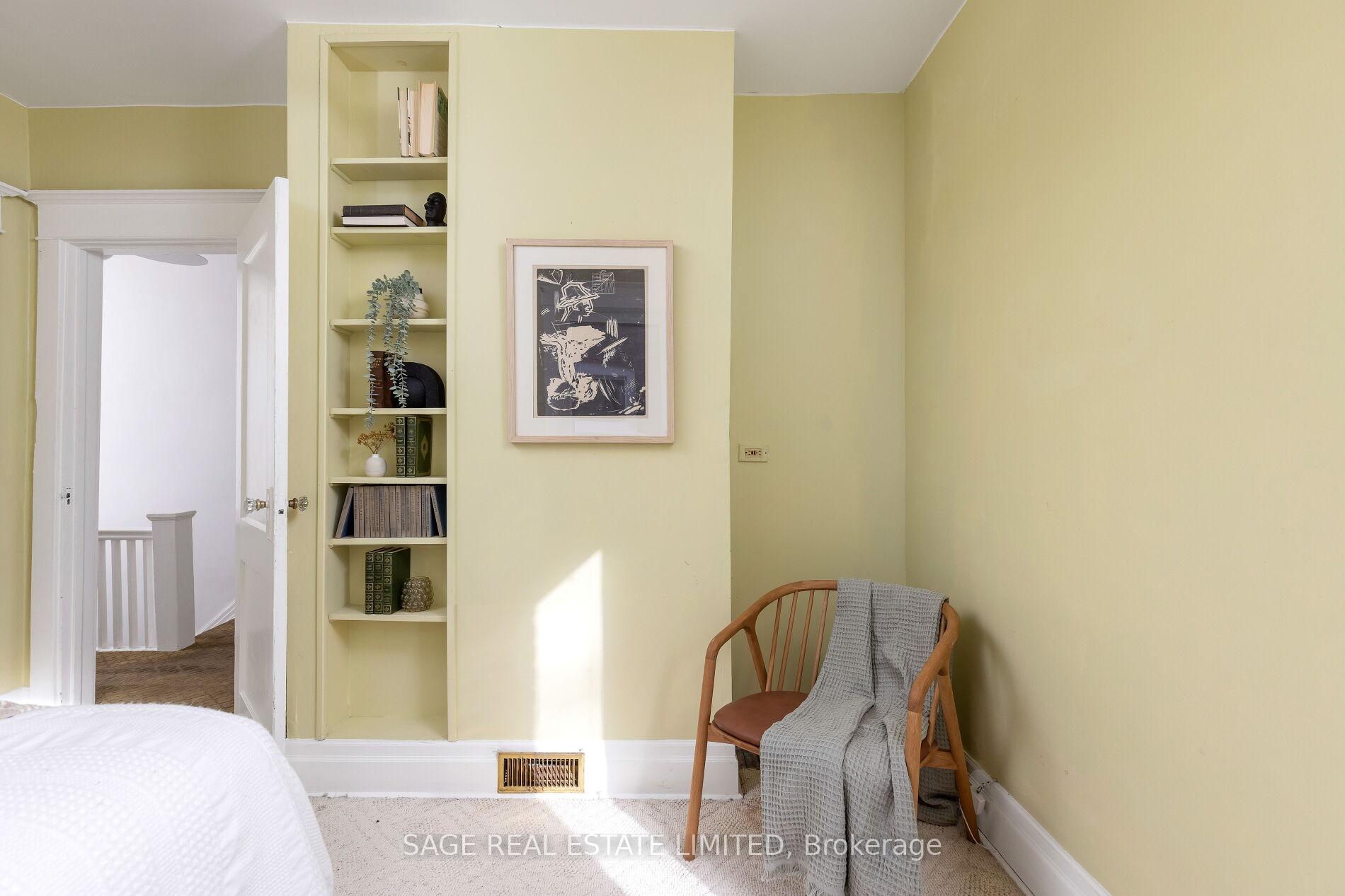 Photo 35 of 3 Barrie Avenue, Toronto, Humewood-Cedarvale — HOMEH