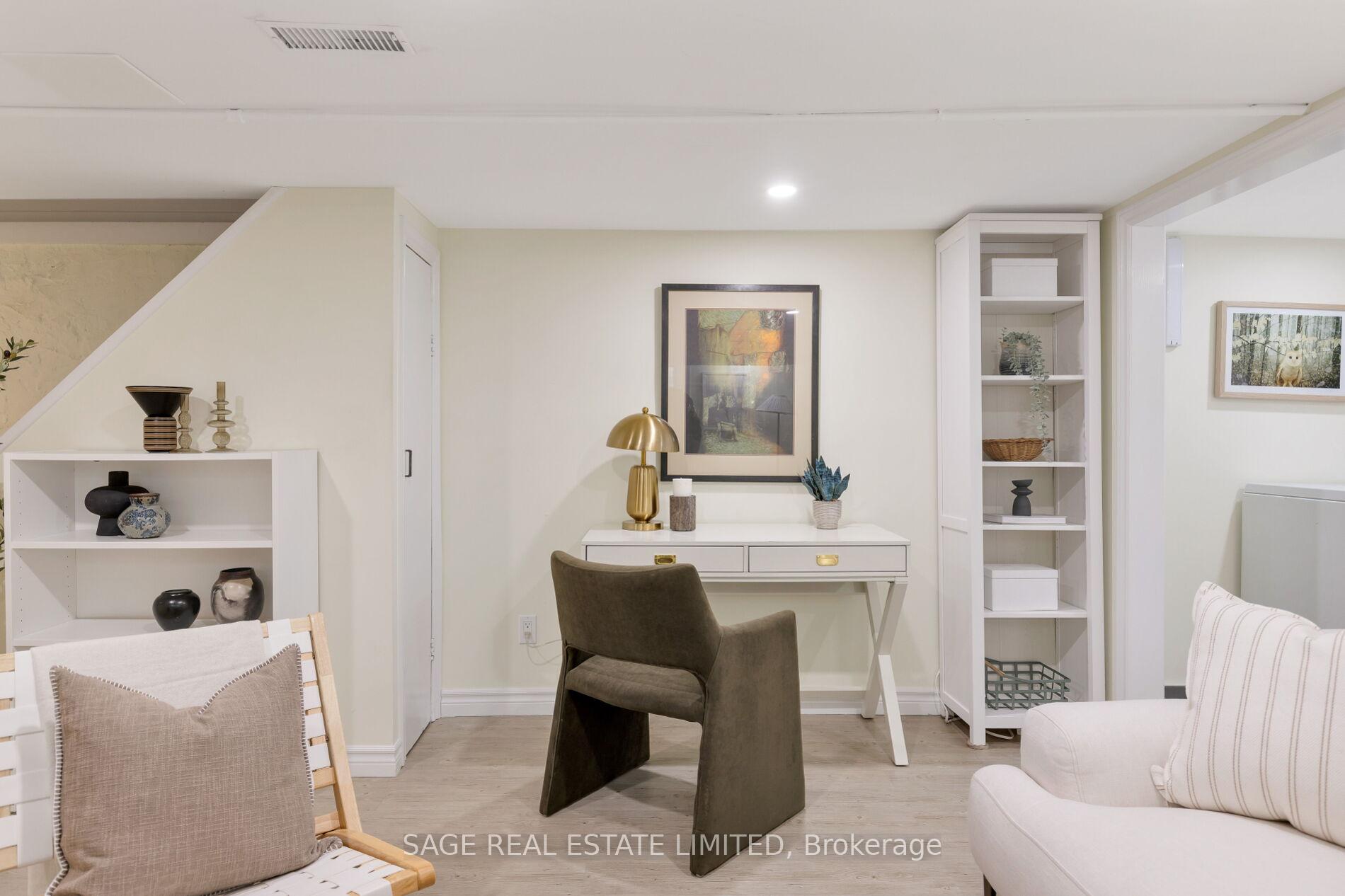 Photo 41 of 3 Barrie Avenue, Toronto, Humewood-Cedarvale — HOMEH
