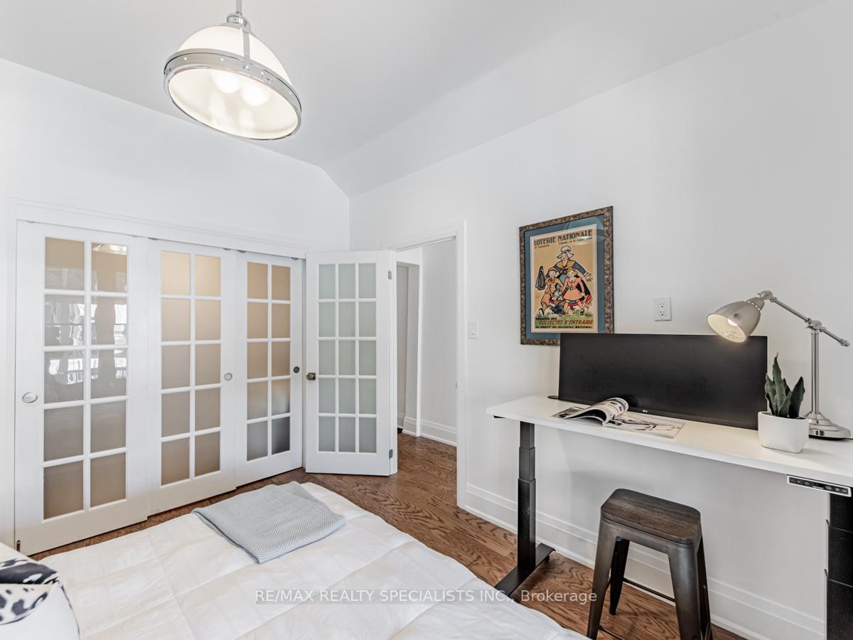 Photo 4 of 29 Moutray Street, Toronto, Little Portugal — HOMEH